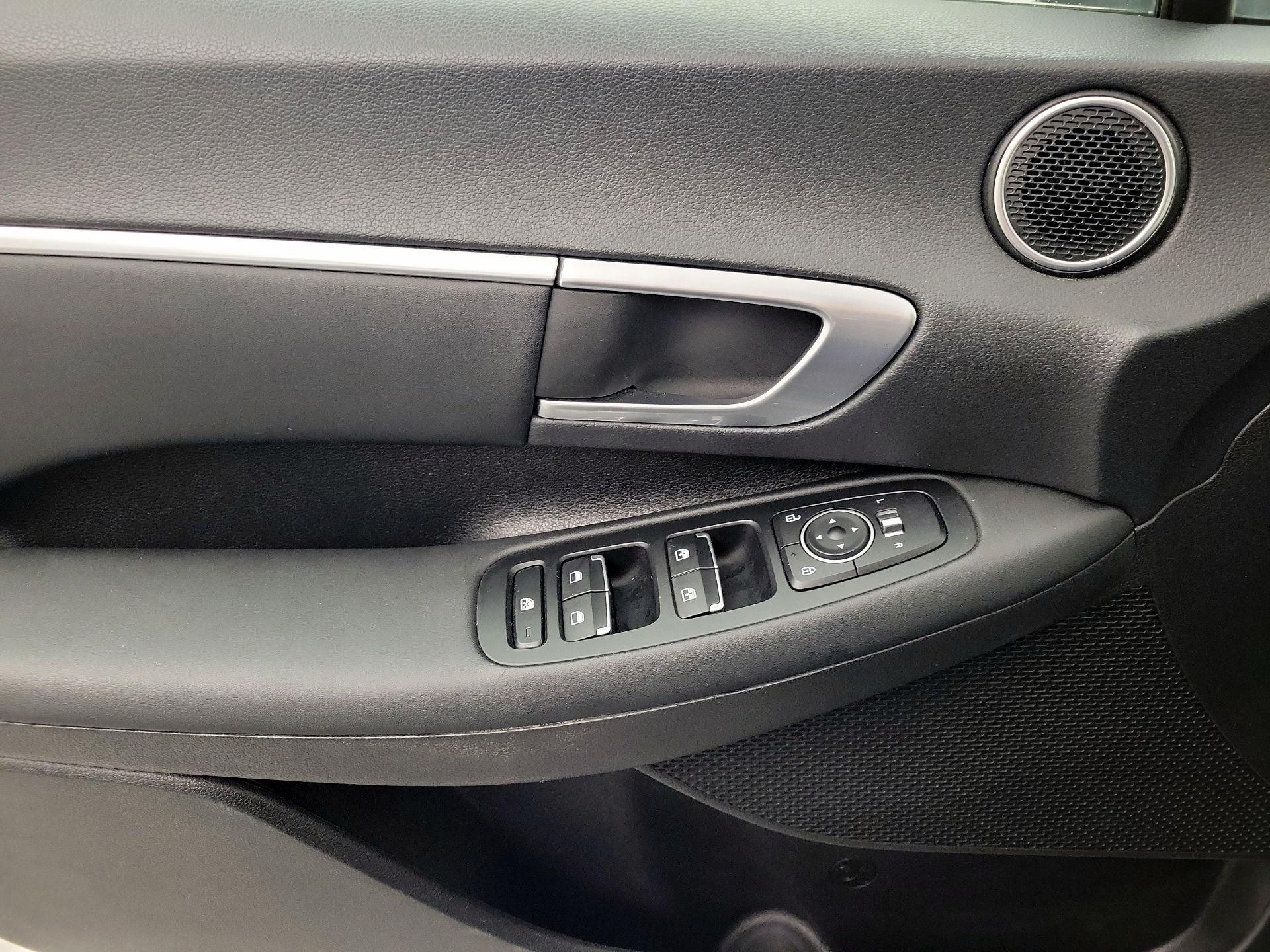 Thumbnail: 2021 Hyundai Sonata - 10