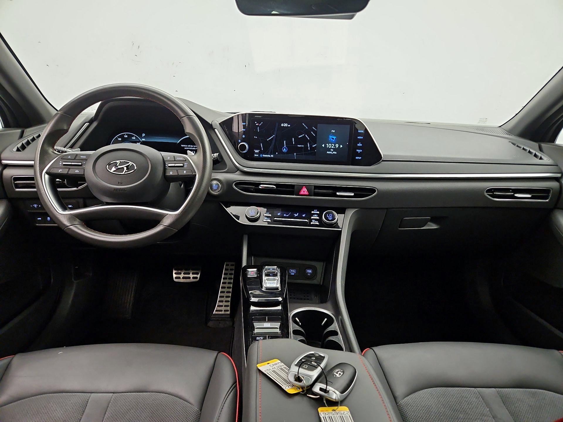 Thumbnail: 2022 Hyundai Sonata - 9