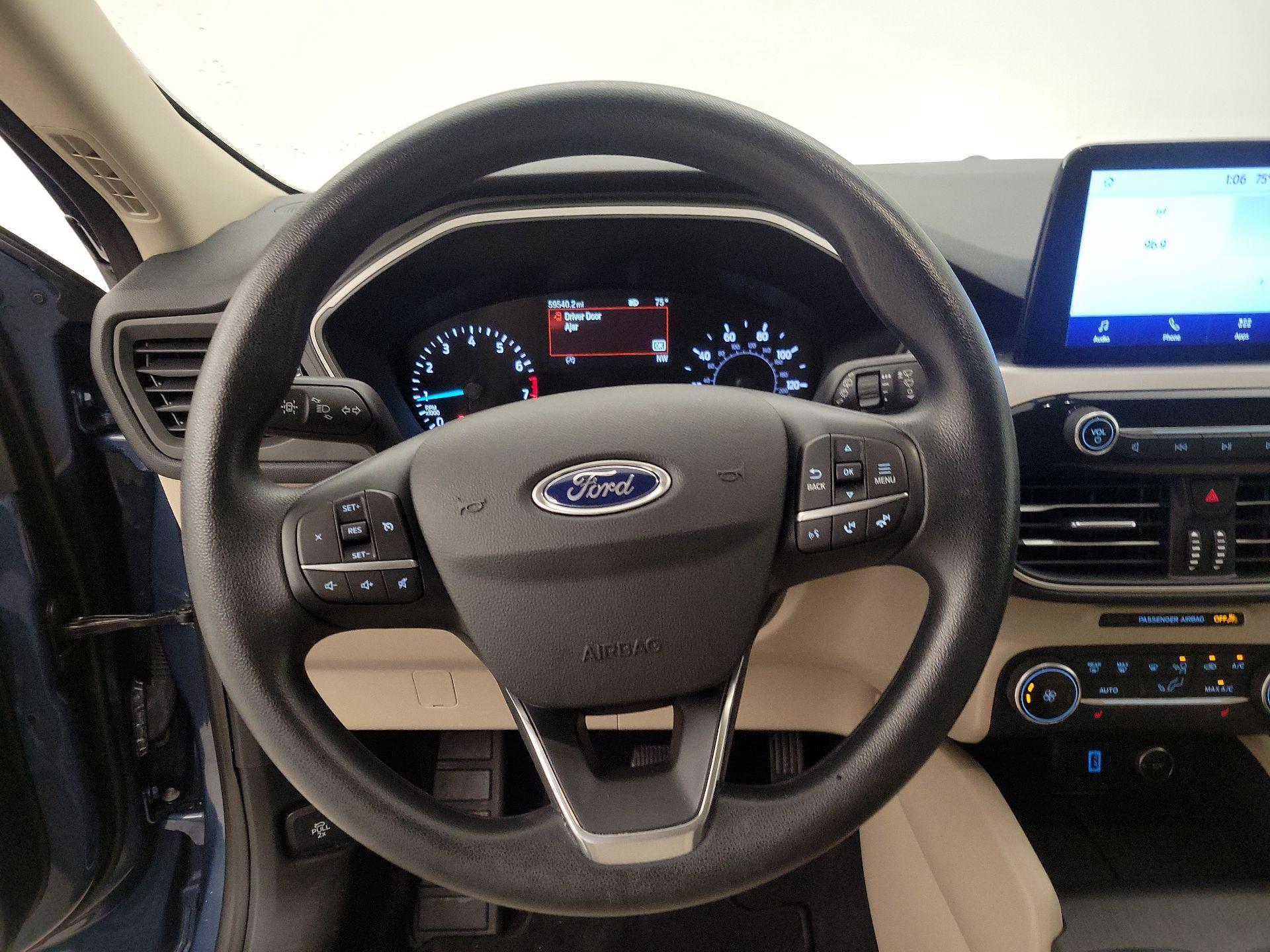 Thumbnail: 2020 Ford Escape - 10