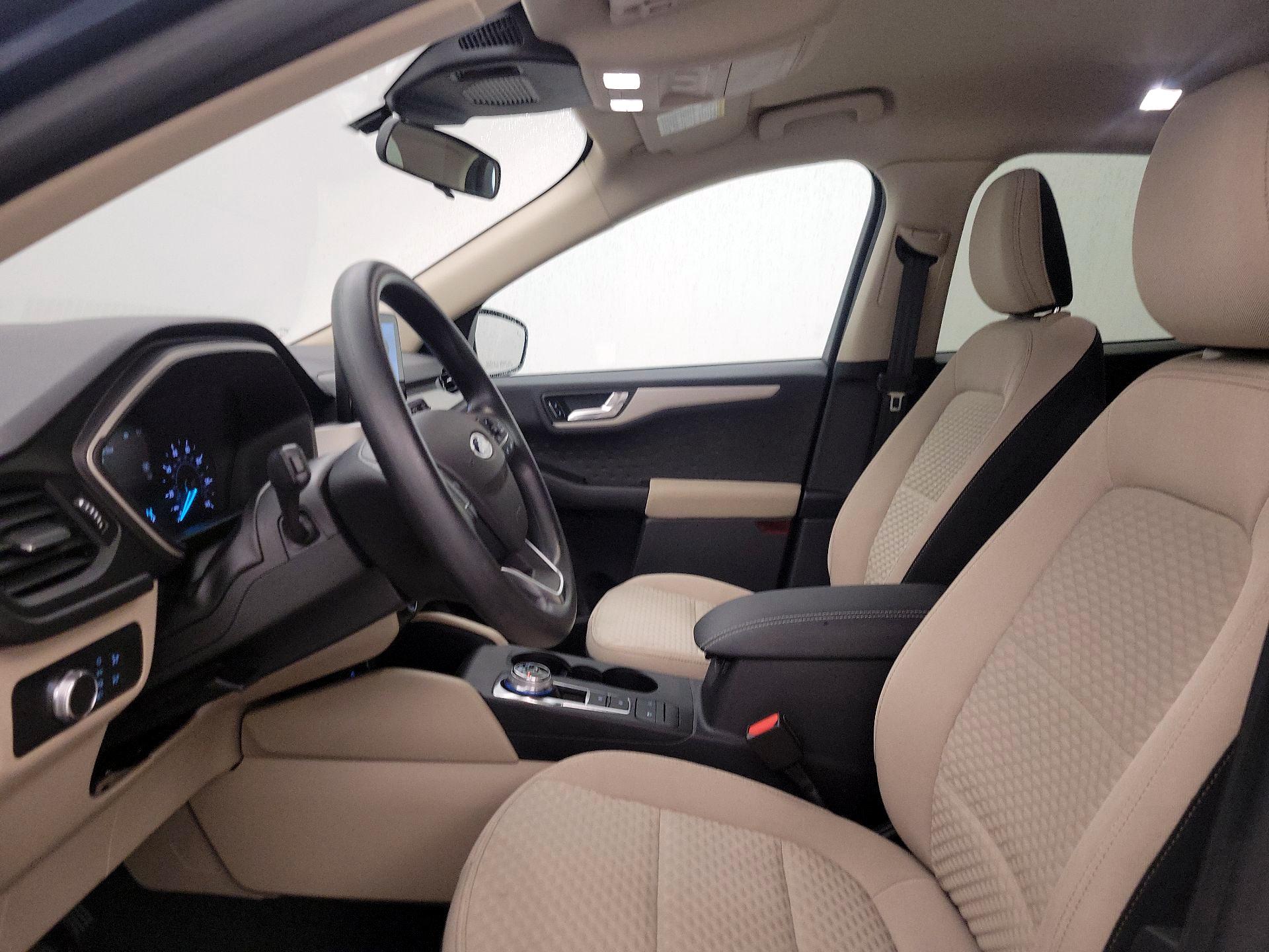 Thumbnail: 2020 Ford Escape - 11