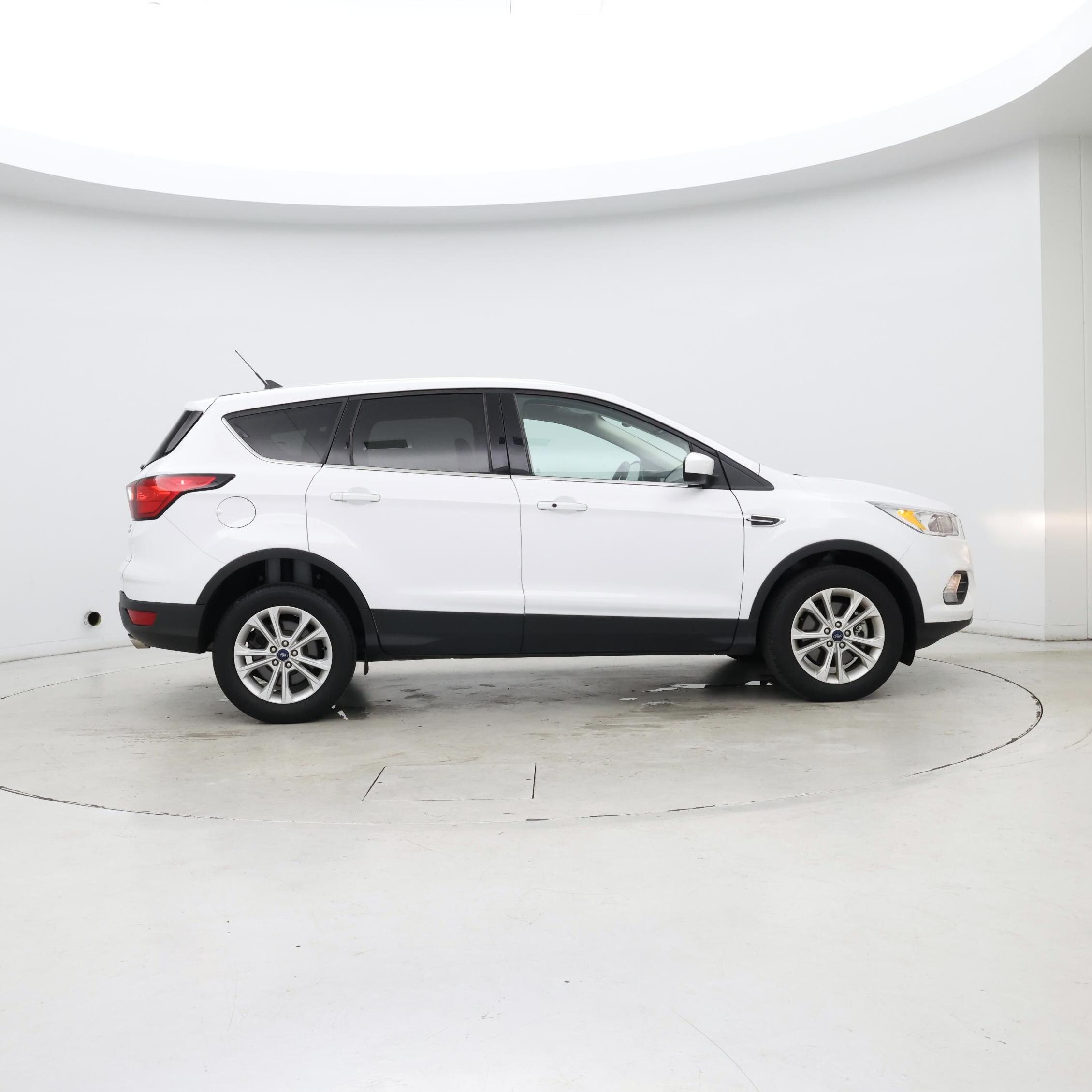Thumbnail: 2019 Ford Escape - 7