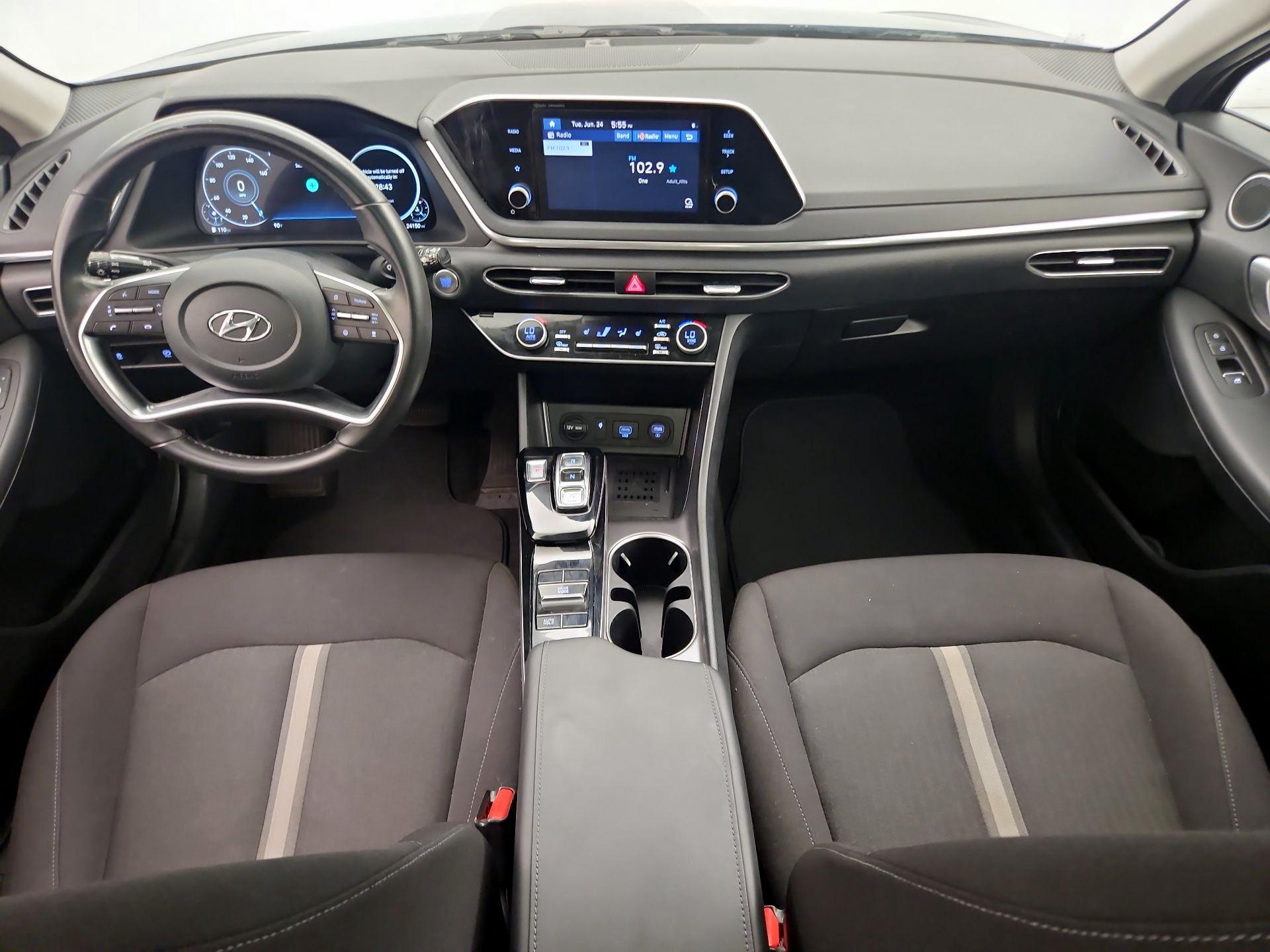 Thumbnail: 2022 Hyundai Sonata - 9