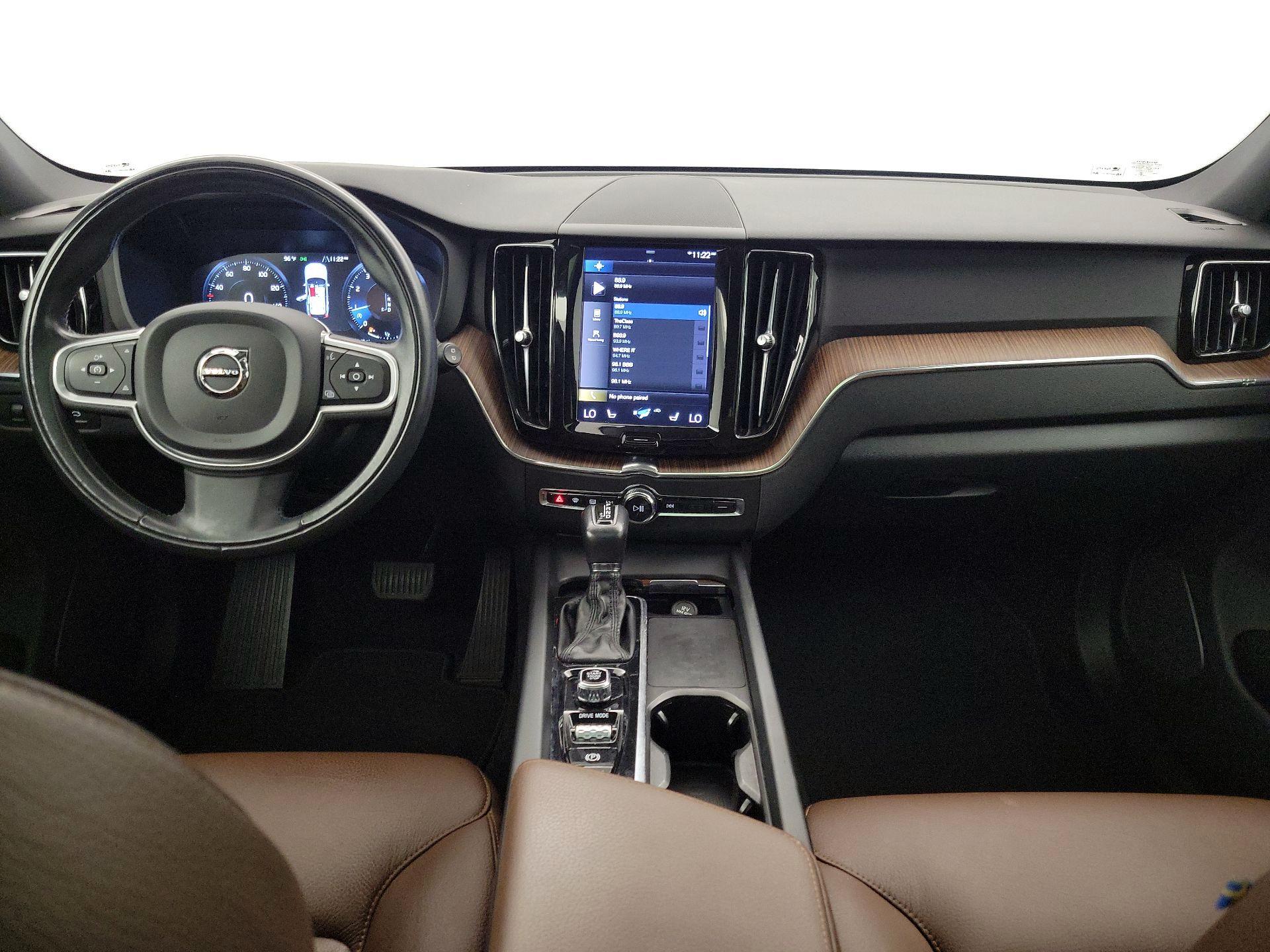 Thumbnail: 2021 Volvo XC60 - 9
