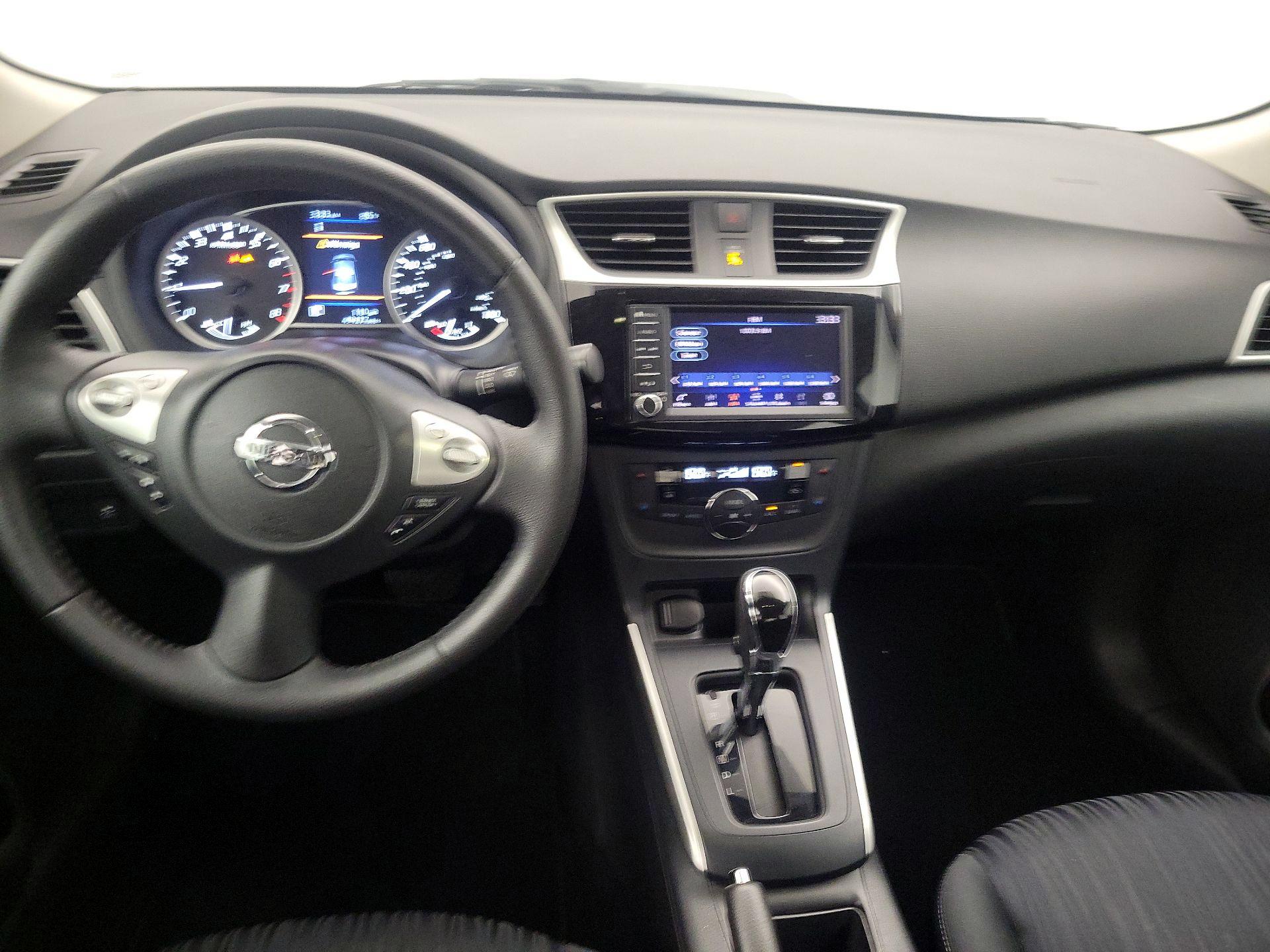 Thumbnail: 2019 Nissan Sentra - 9