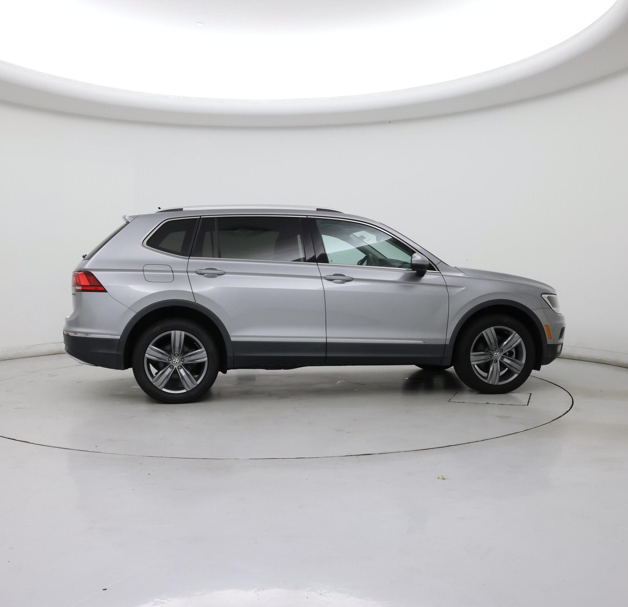 Thumbnail: 2021 Volkswagen Tiguan - 7