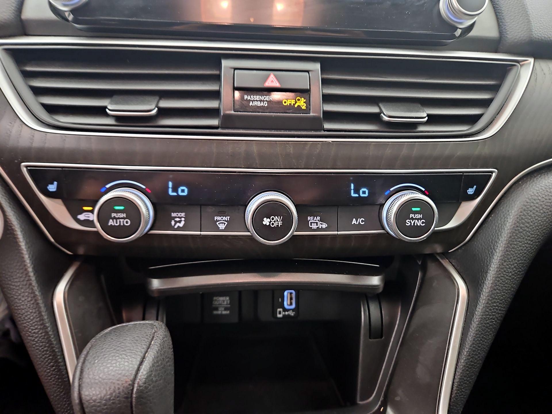 Thumbnail: 2019 Honda Accord - 16