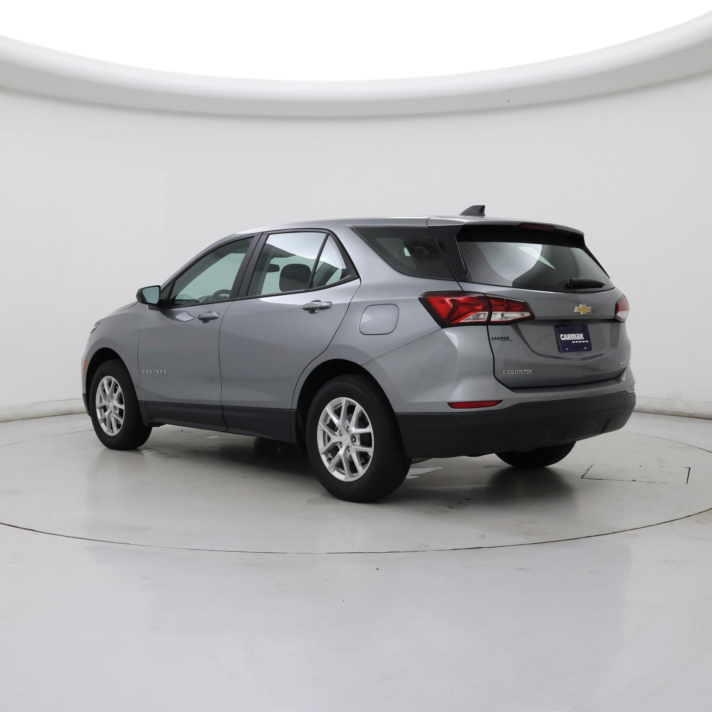 Thumbnail: 2023 Chevrolet Equinox - 2