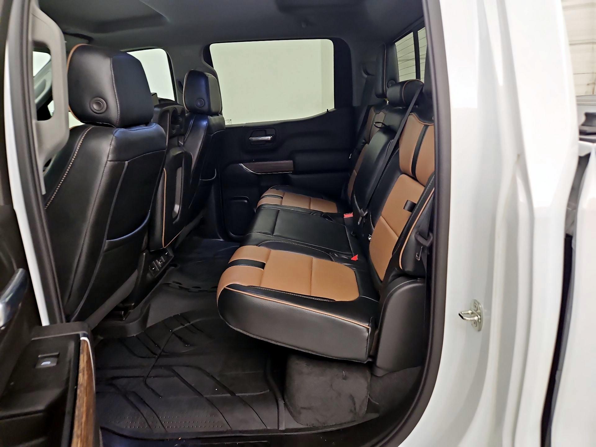 Thumbnail: 2020 Chevrolet Silverado 1500 - 20