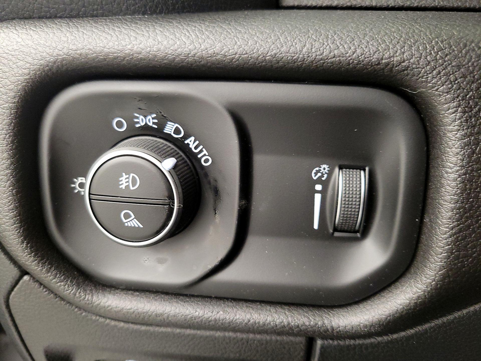 Thumbnail: 2020 RAM 1500 - 13