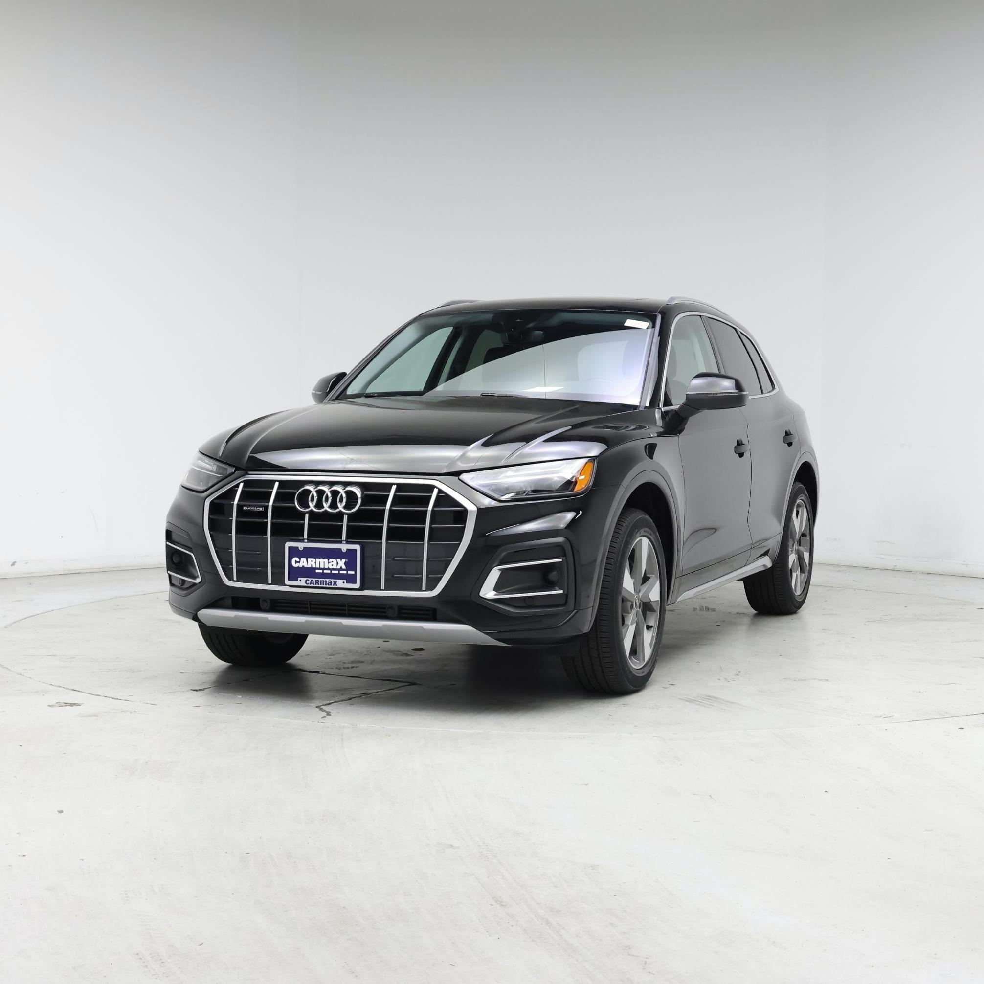 Thumbnail: 2023 Audi Q5 - 4