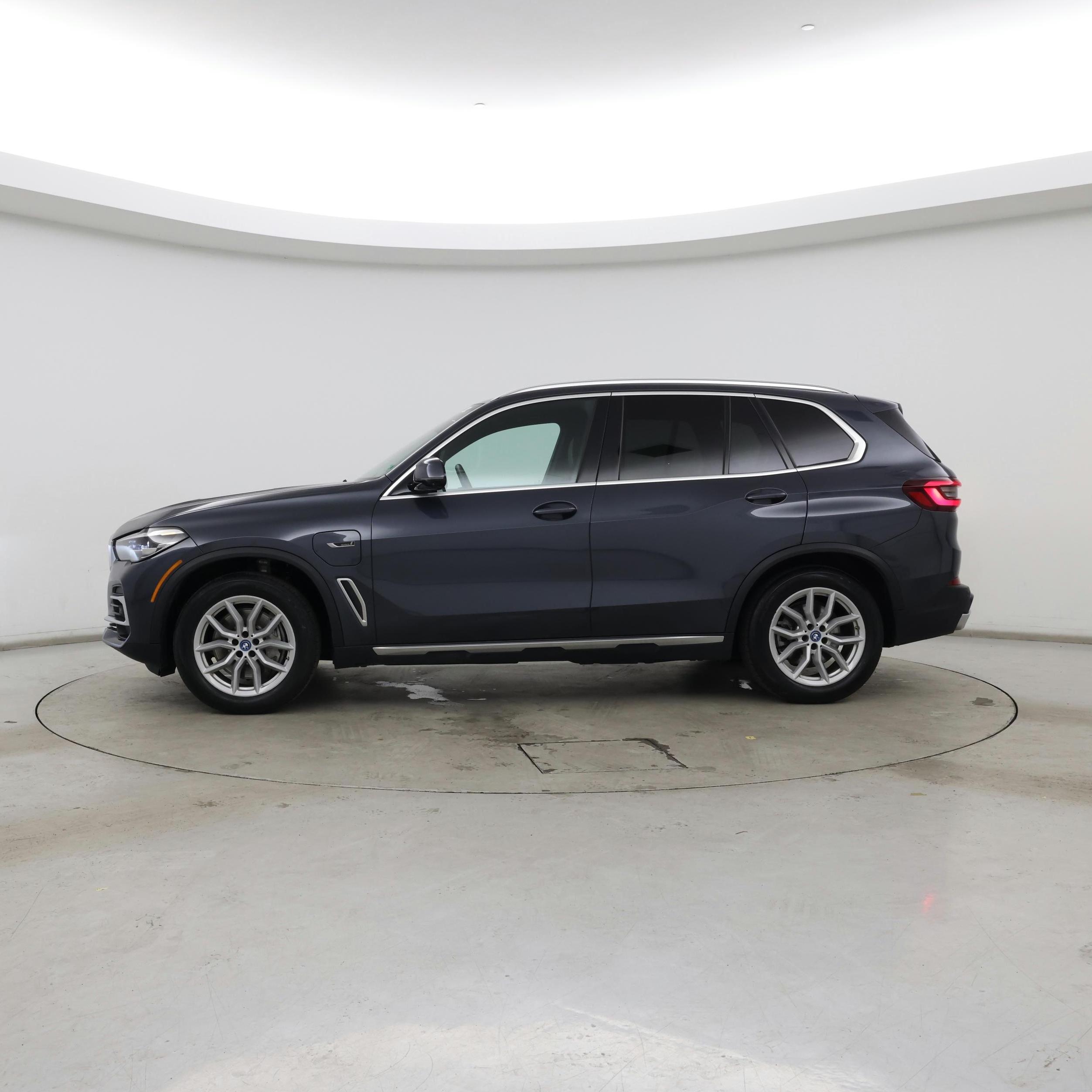 Thumbnail: 2022 BMW X5 - 3