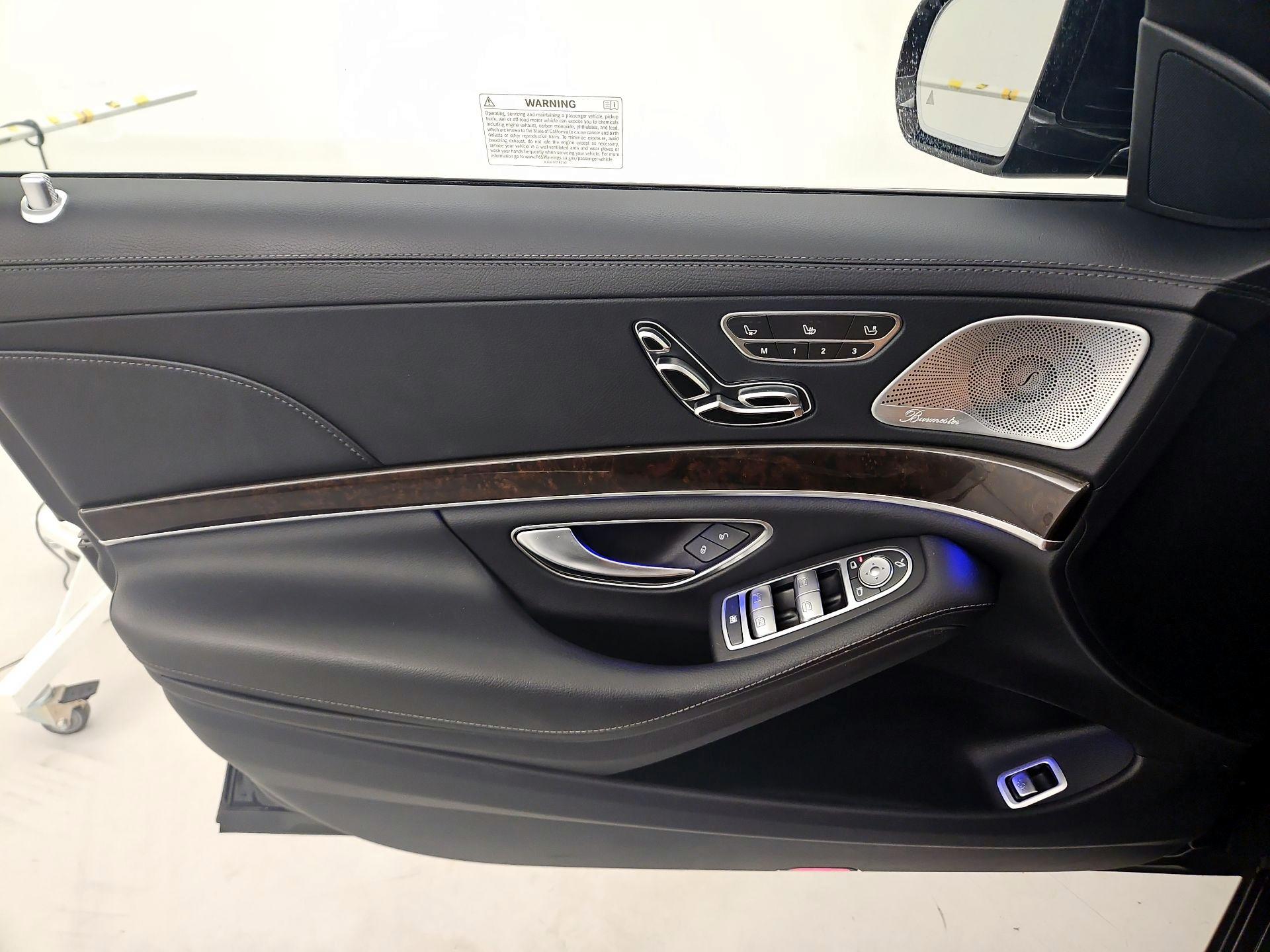 Thumbnail: 2020 Mercedes-Benz S-Class - 12