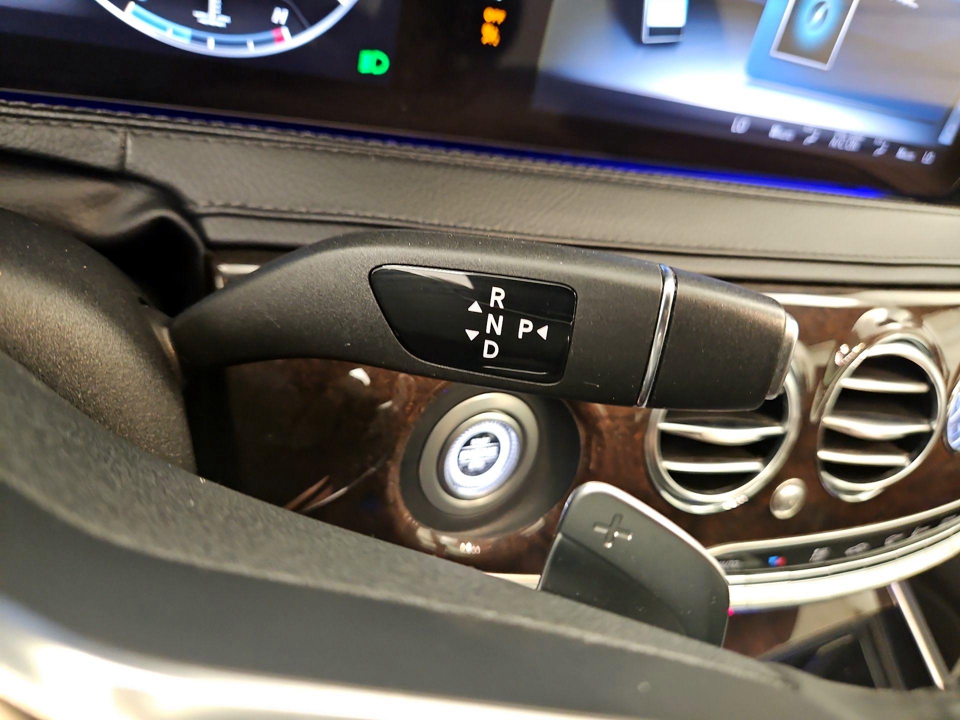 Thumbnail: 2020 Mercedes-Benz S-Class - 18
