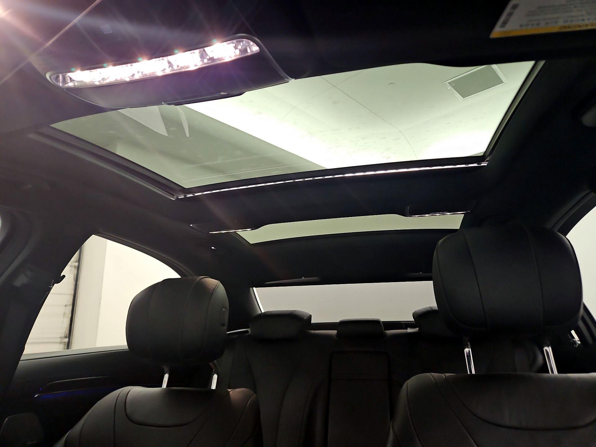 Thumbnail: 2020 Mercedes-Benz S-Class - 20