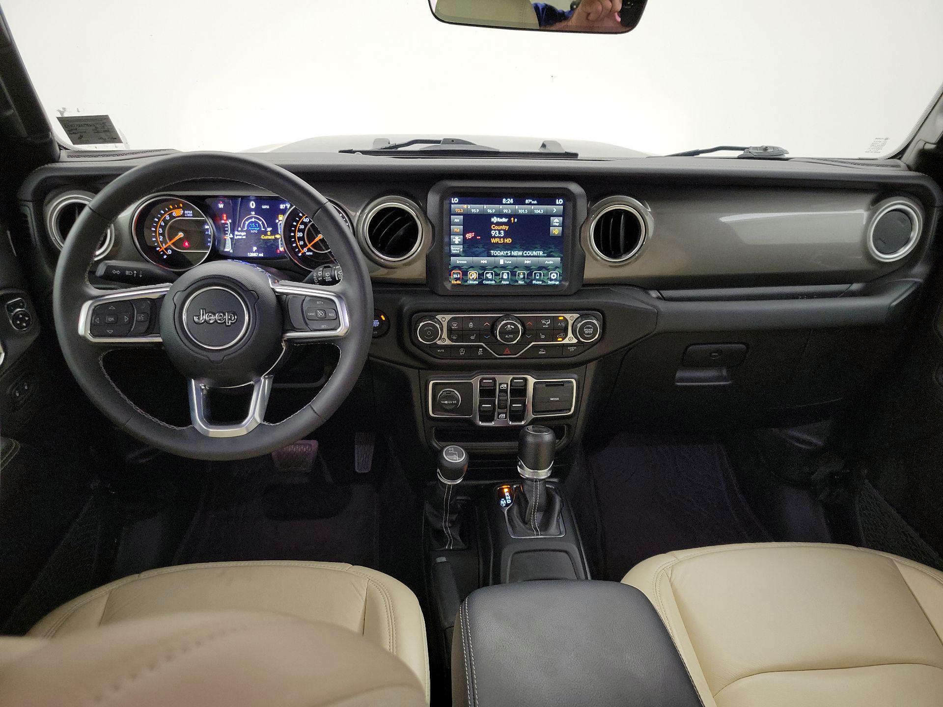 Thumbnail: 2023 Jeep Wrangler - 9