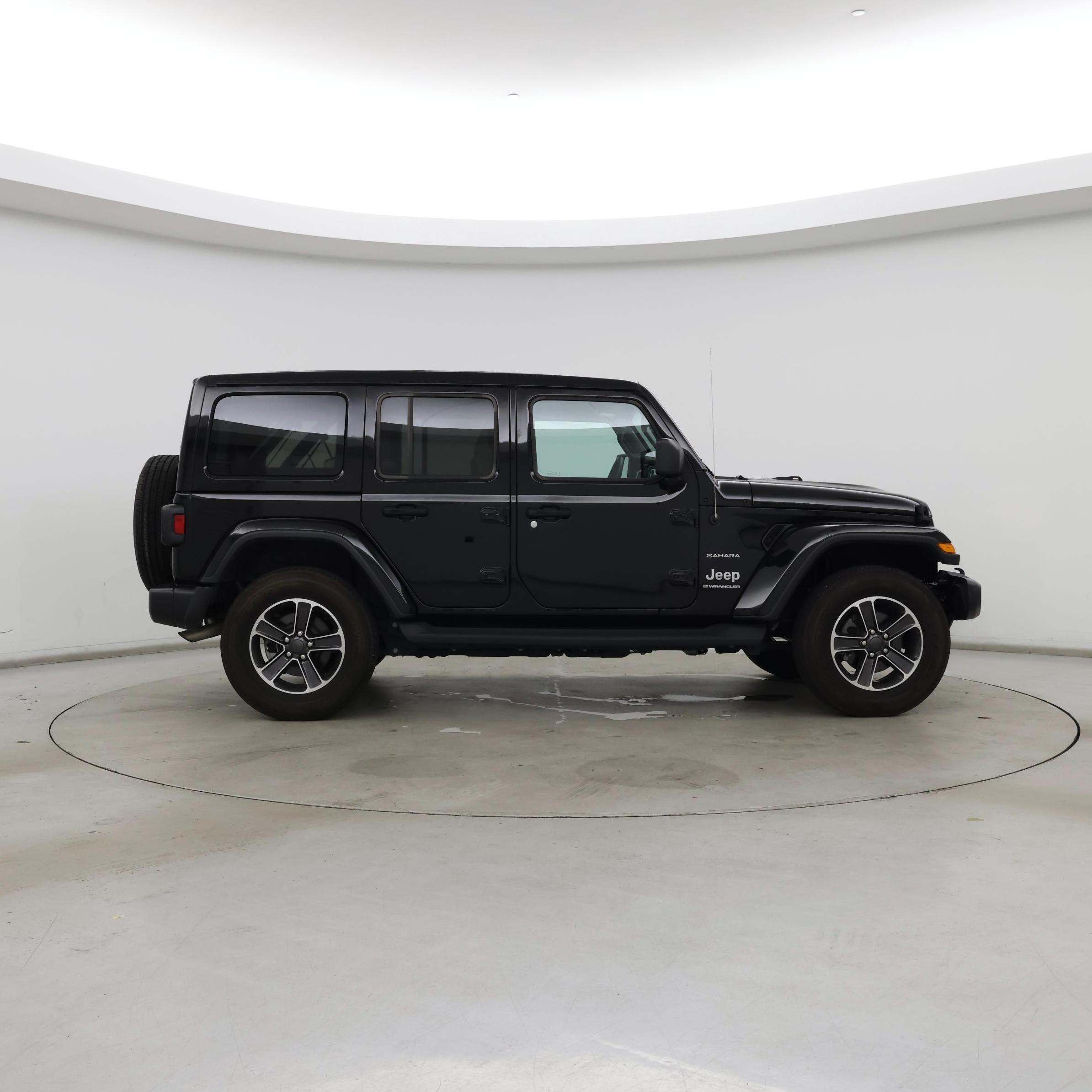 Thumbnail: 2023 Jeep Wrangler - 7