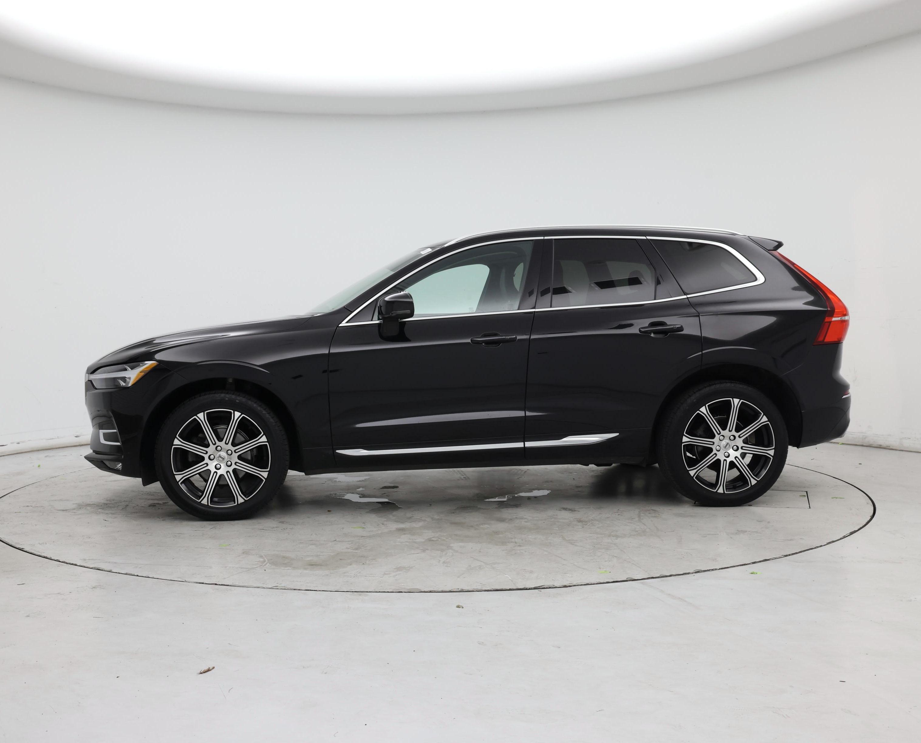 Thumbnail: 2021 Volvo XC60 - 3