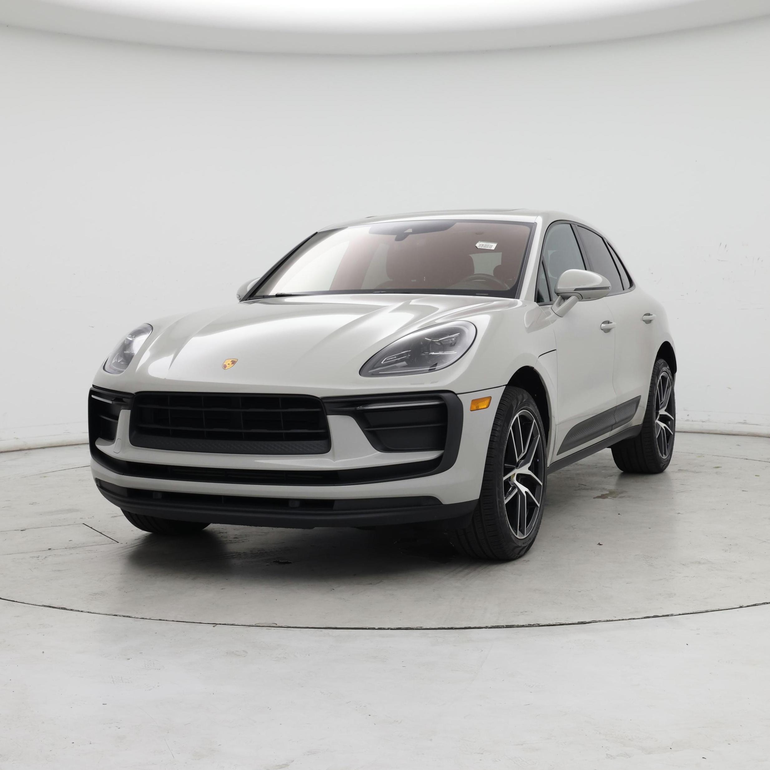 Thumbnail: 2022 Porsche Macan - 4