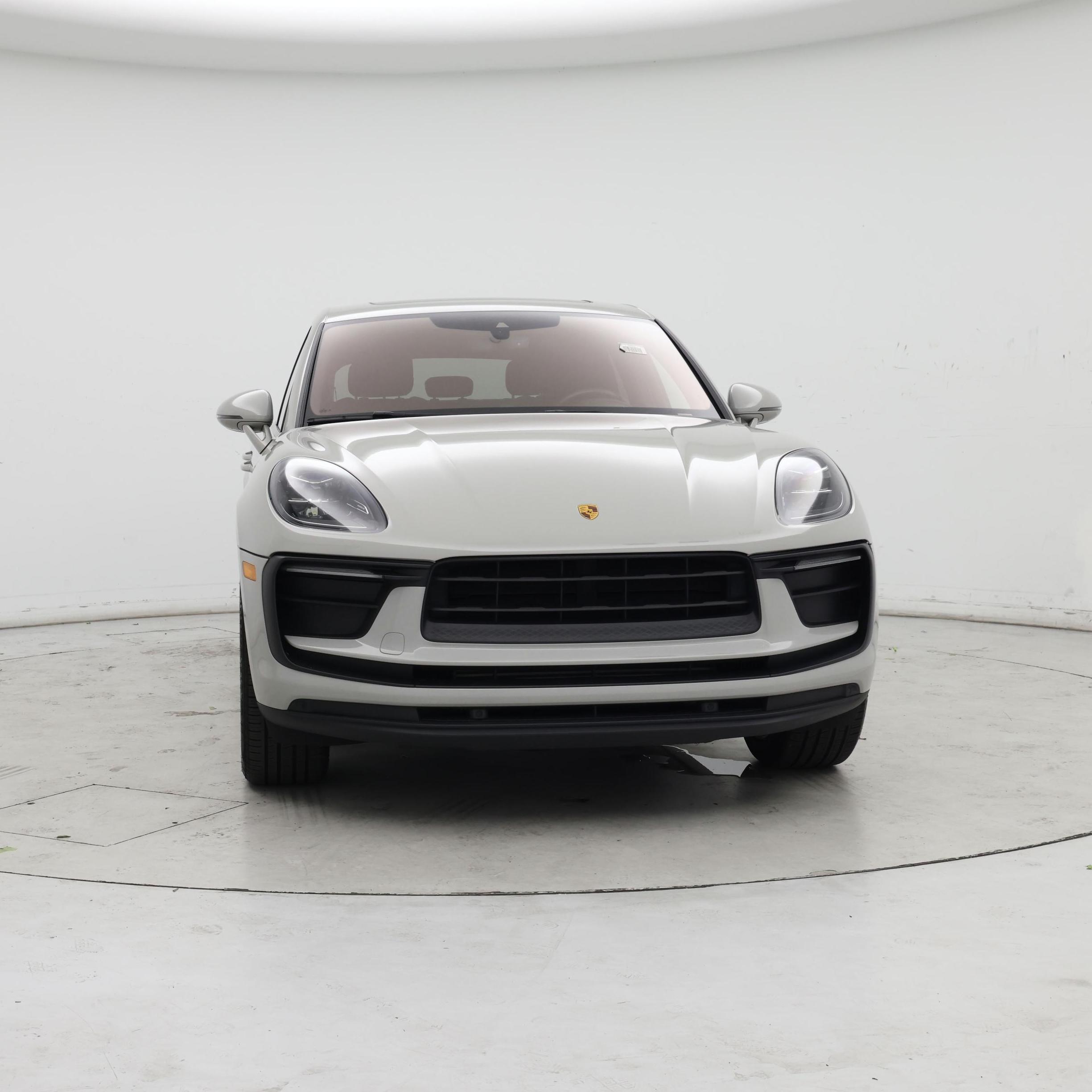 Thumbnail: 2022 Porsche Macan - 5