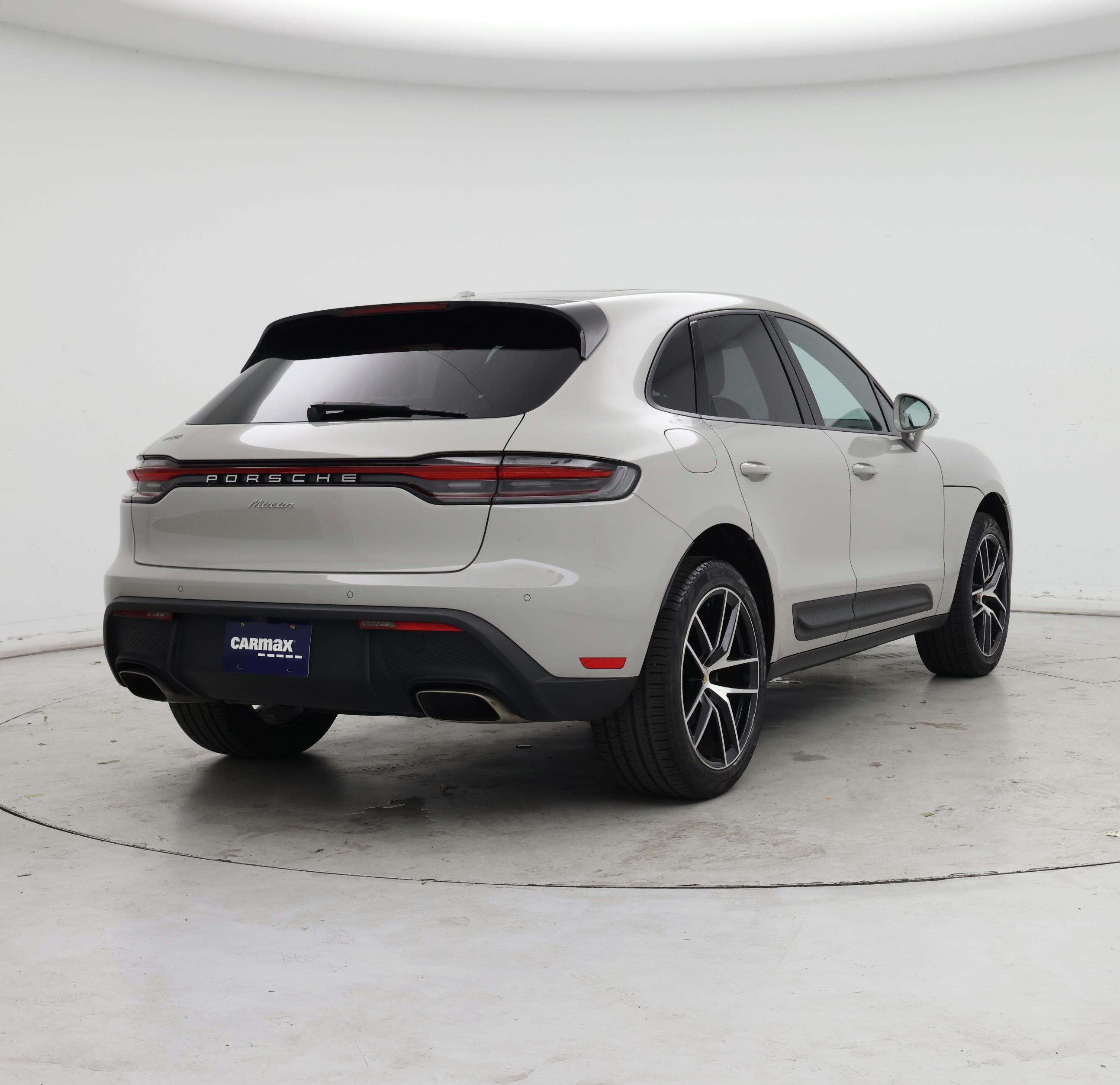 Thumbnail: 2022 Porsche Macan - 8