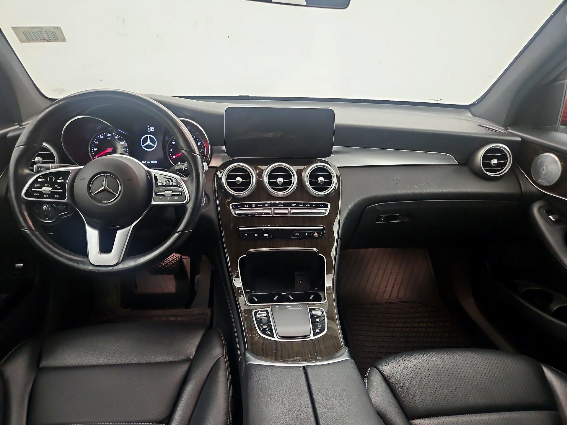 Thumbnail: 2020 Mercedes-Benz GLC - 9