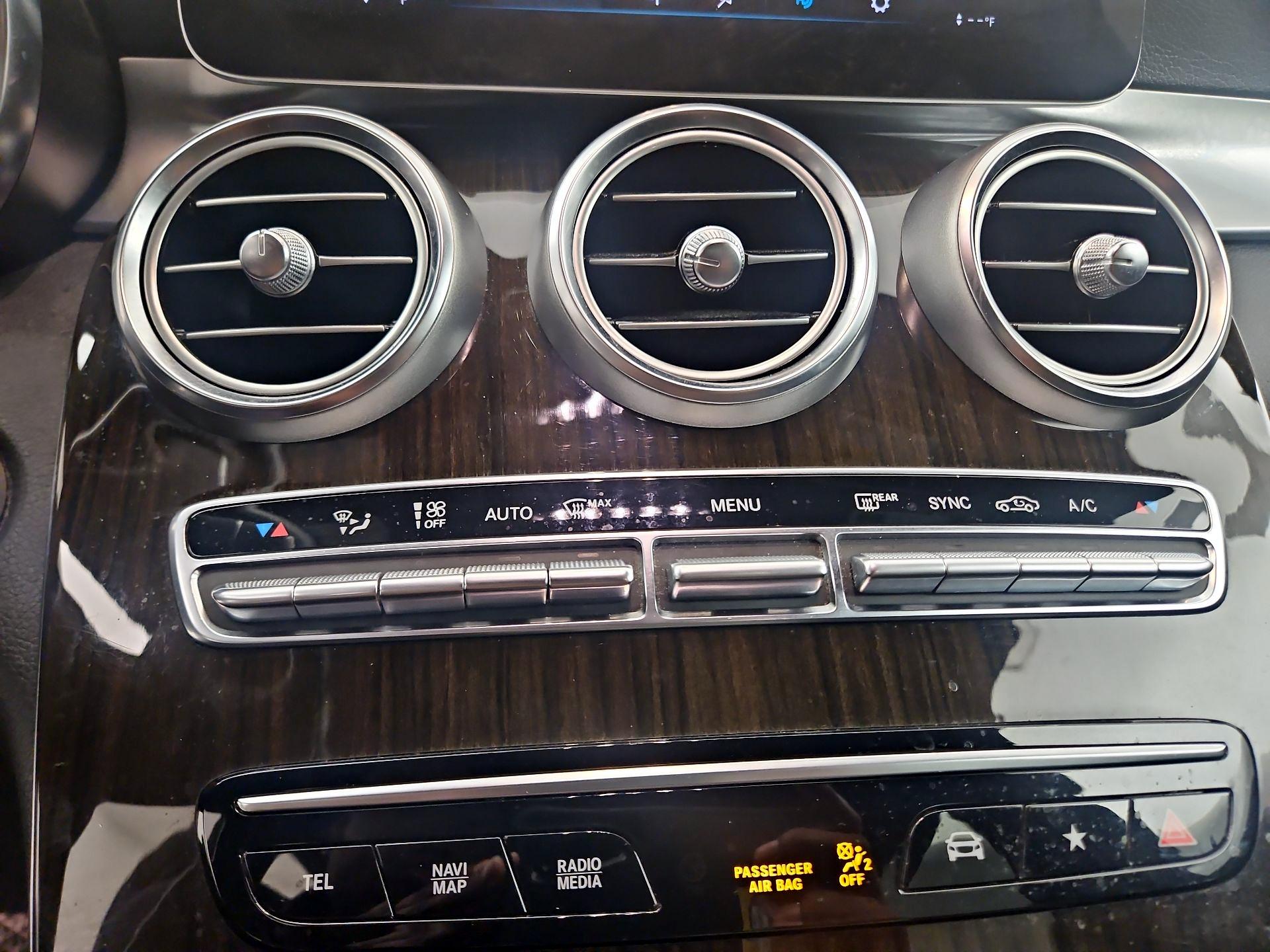 Thumbnail: 2020 Mercedes-Benz GLC - 16