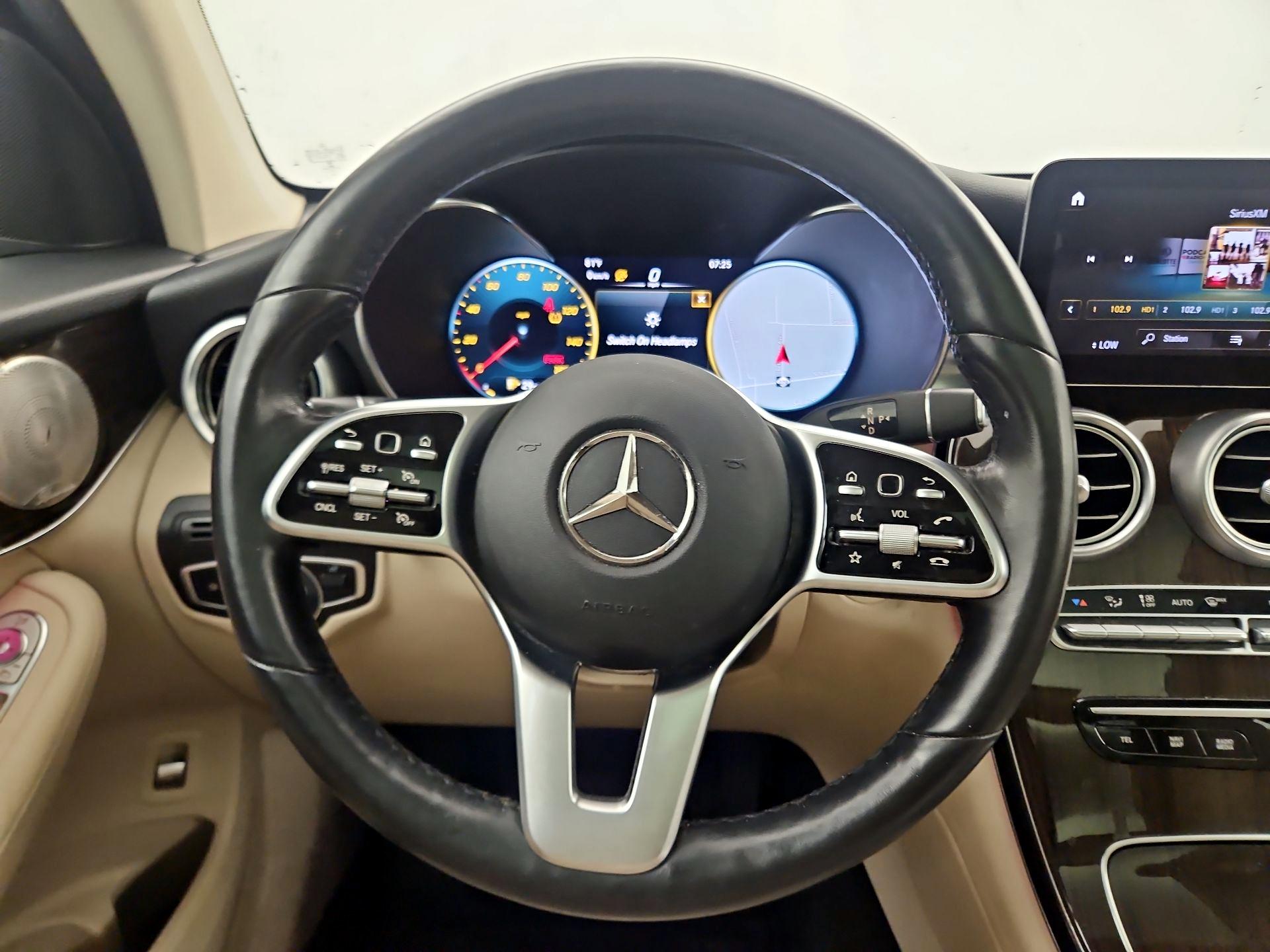 Thumbnail: 2021 Mercedes-Benz GLC - 10
