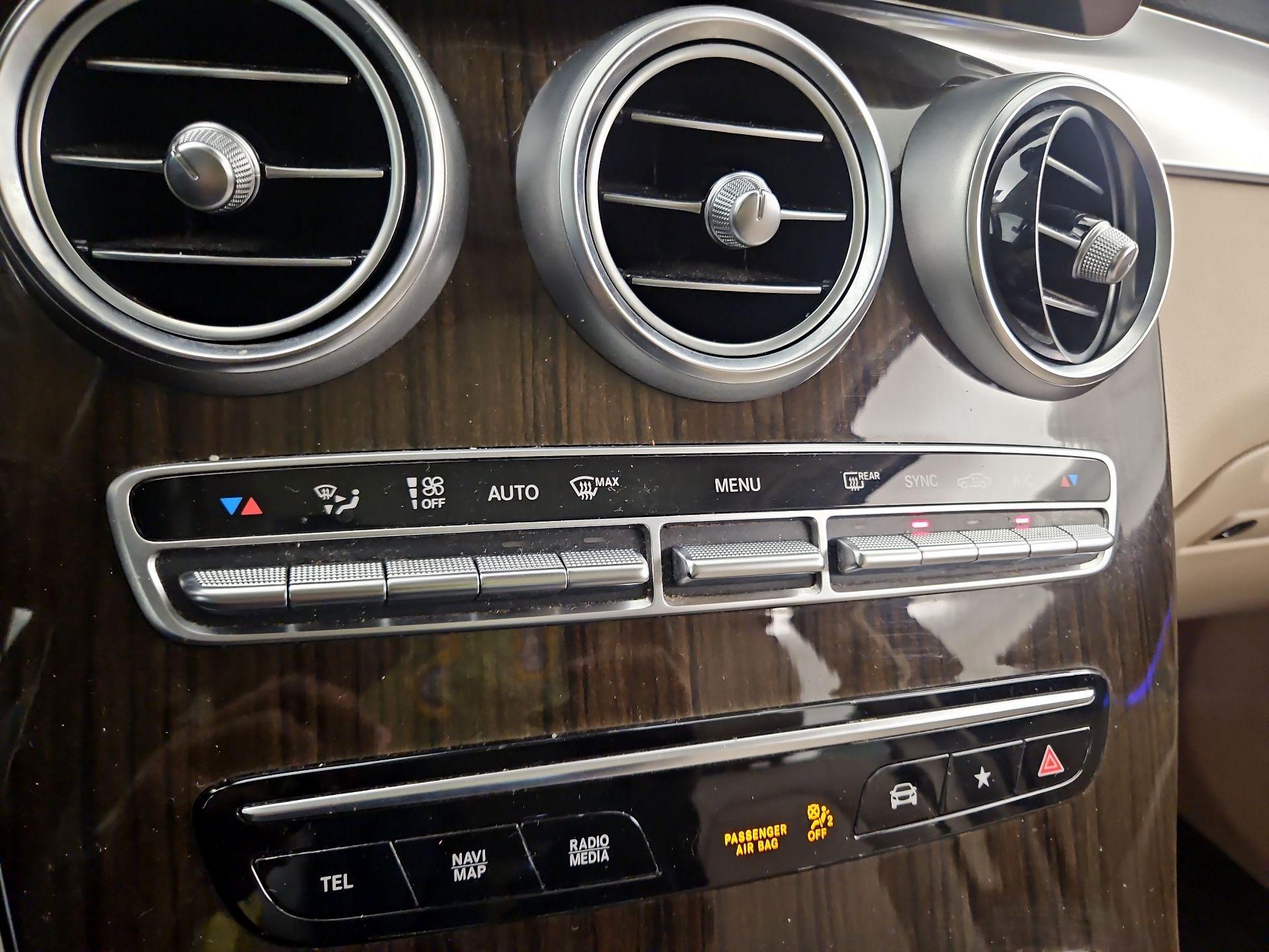 Thumbnail: 2021 Mercedes-Benz GLC - 17