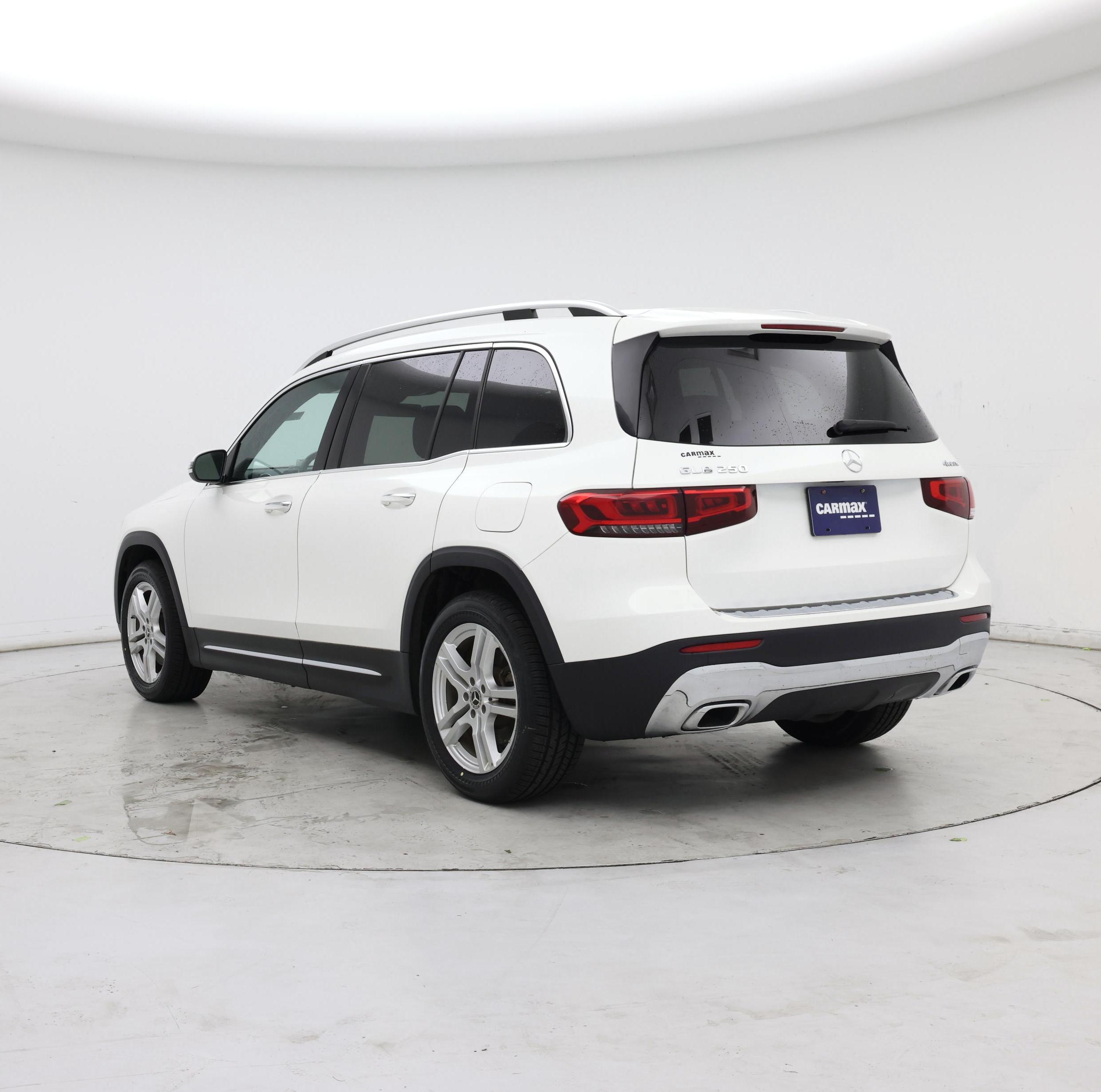 Thumbnail: 2021 Mercedes-Benz GLB - 2