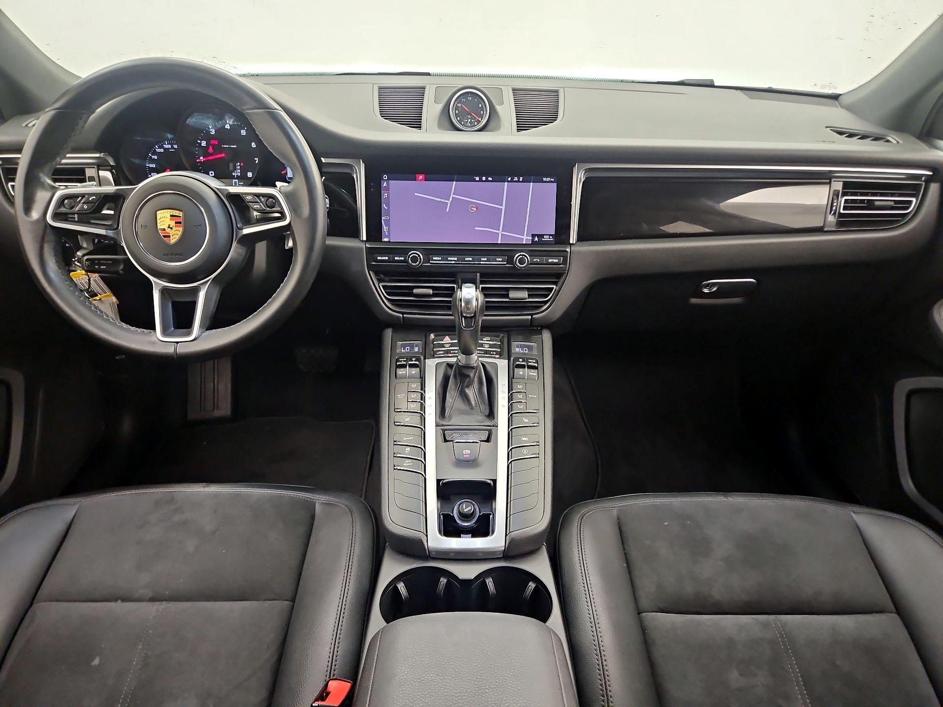 Thumbnail: 2021 Porsche Macan - 9