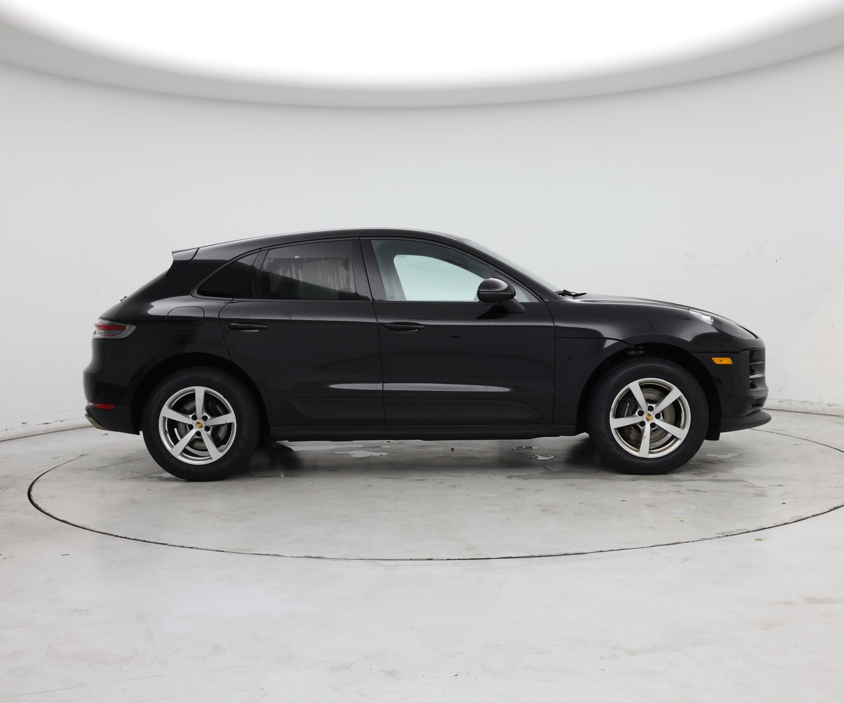 Thumbnail: 2021 Porsche Macan - 7