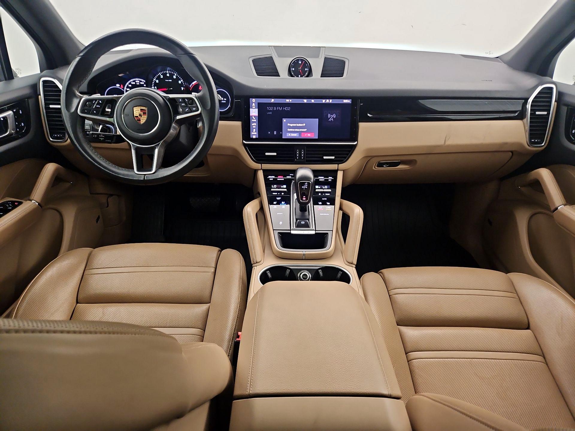 Thumbnail: 2020 Porsche Cayenne - 9