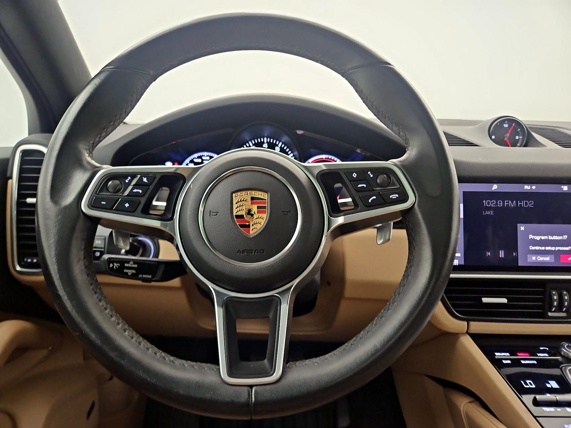 Thumbnail: 2020 Porsche Cayenne - 10