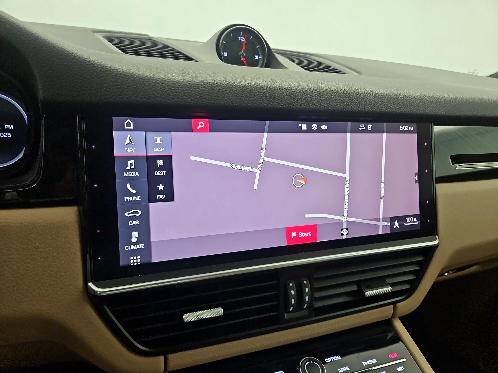 Thumbnail: 2020 Porsche Cayenne - 14