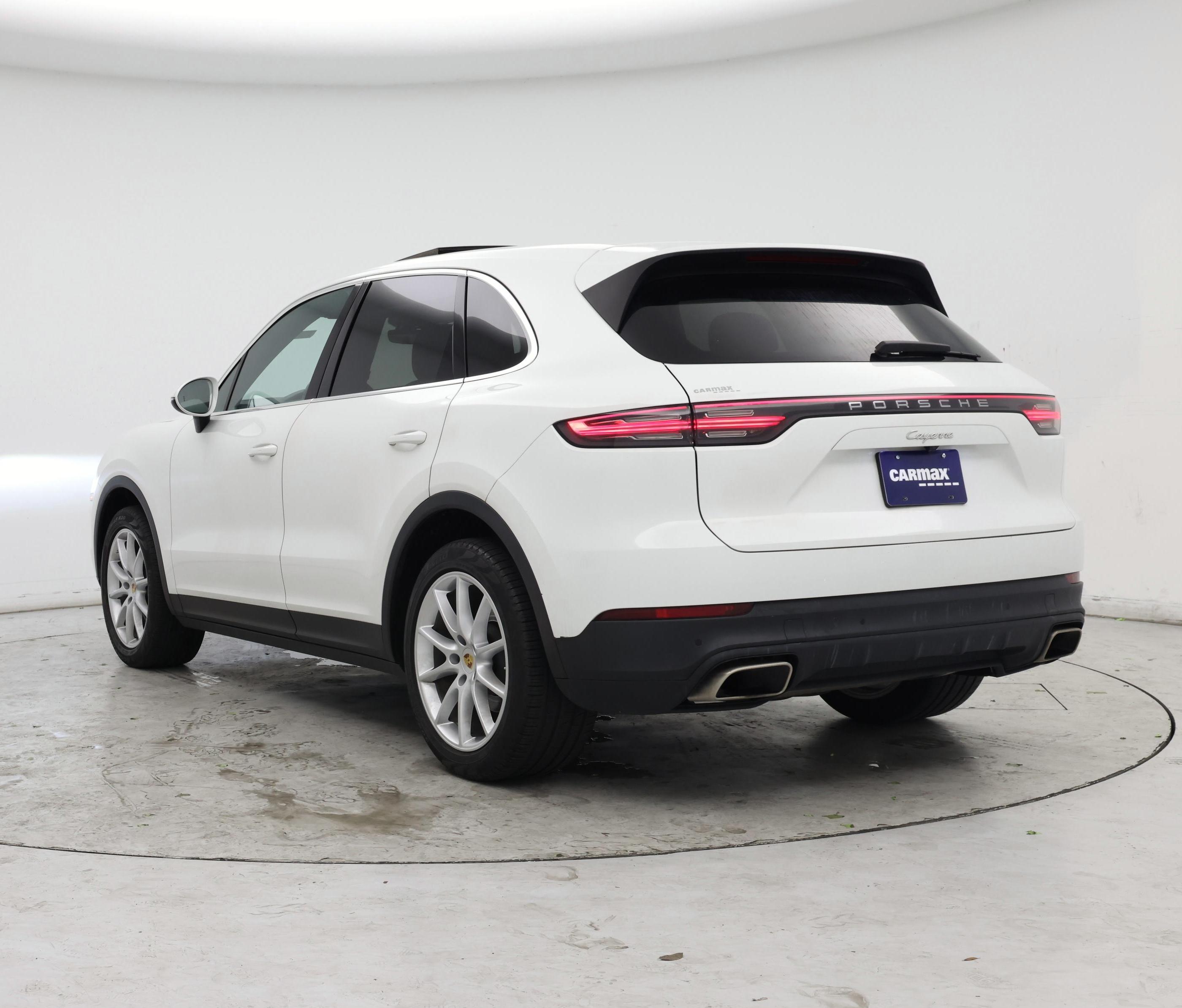 Thumbnail: 2020 Porsche Cayenne - 2