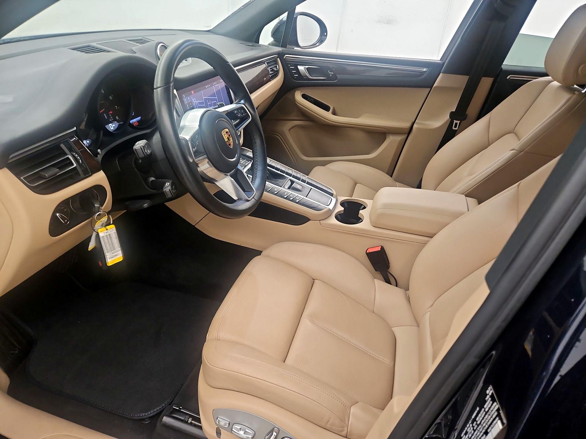 Thumbnail: 2021 Porsche Macan - 11
