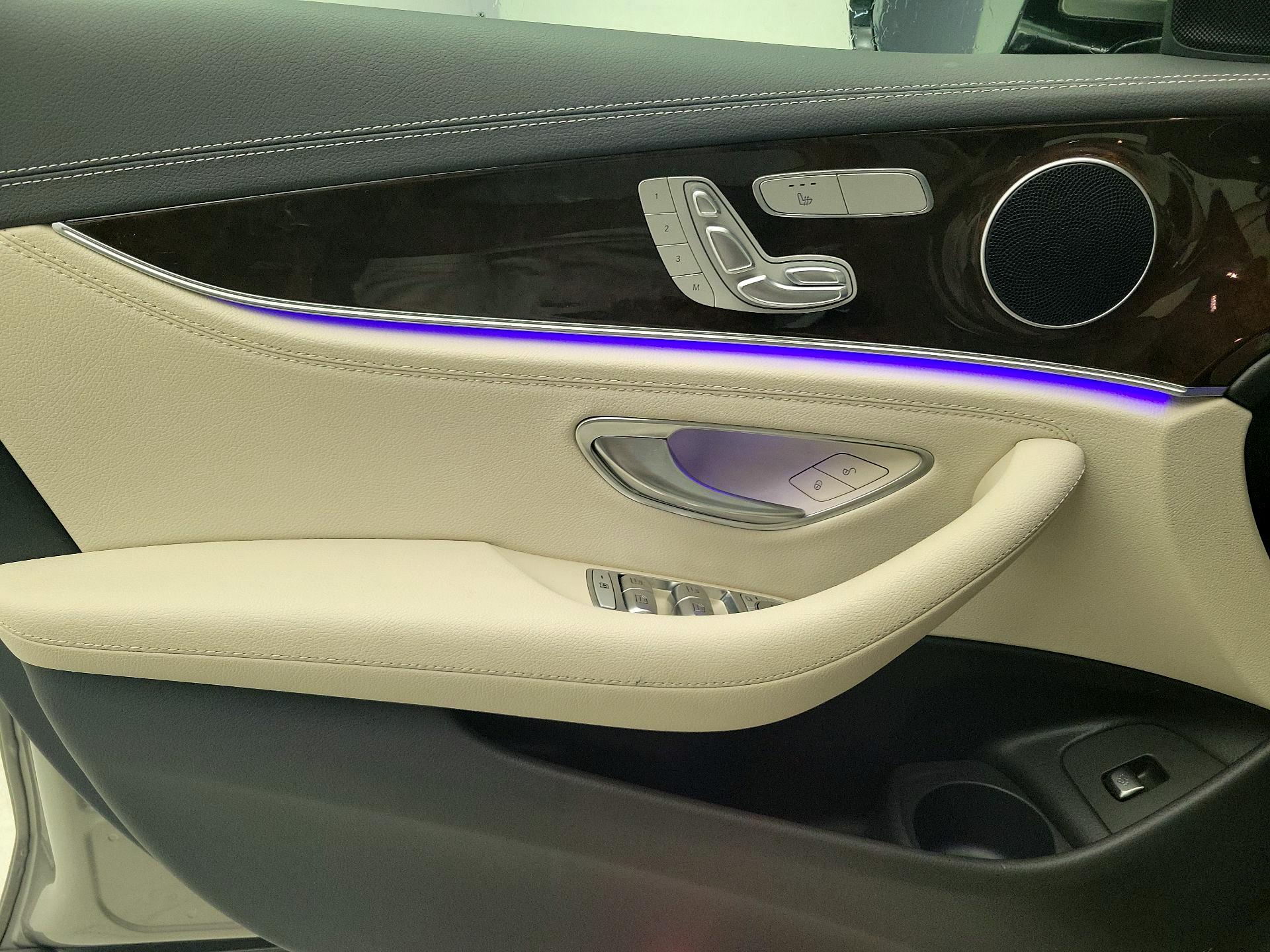 Thumbnail: 2021 Mercedes-Benz E-Class - 12