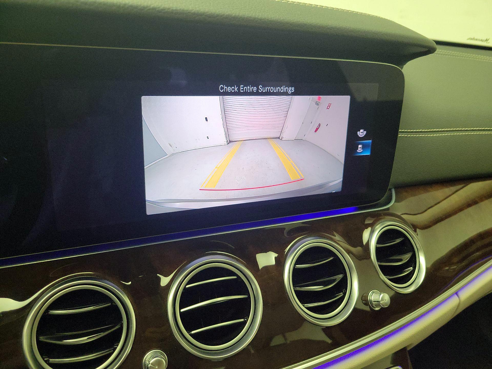 Thumbnail: 2021 Mercedes-Benz E-Class - 15