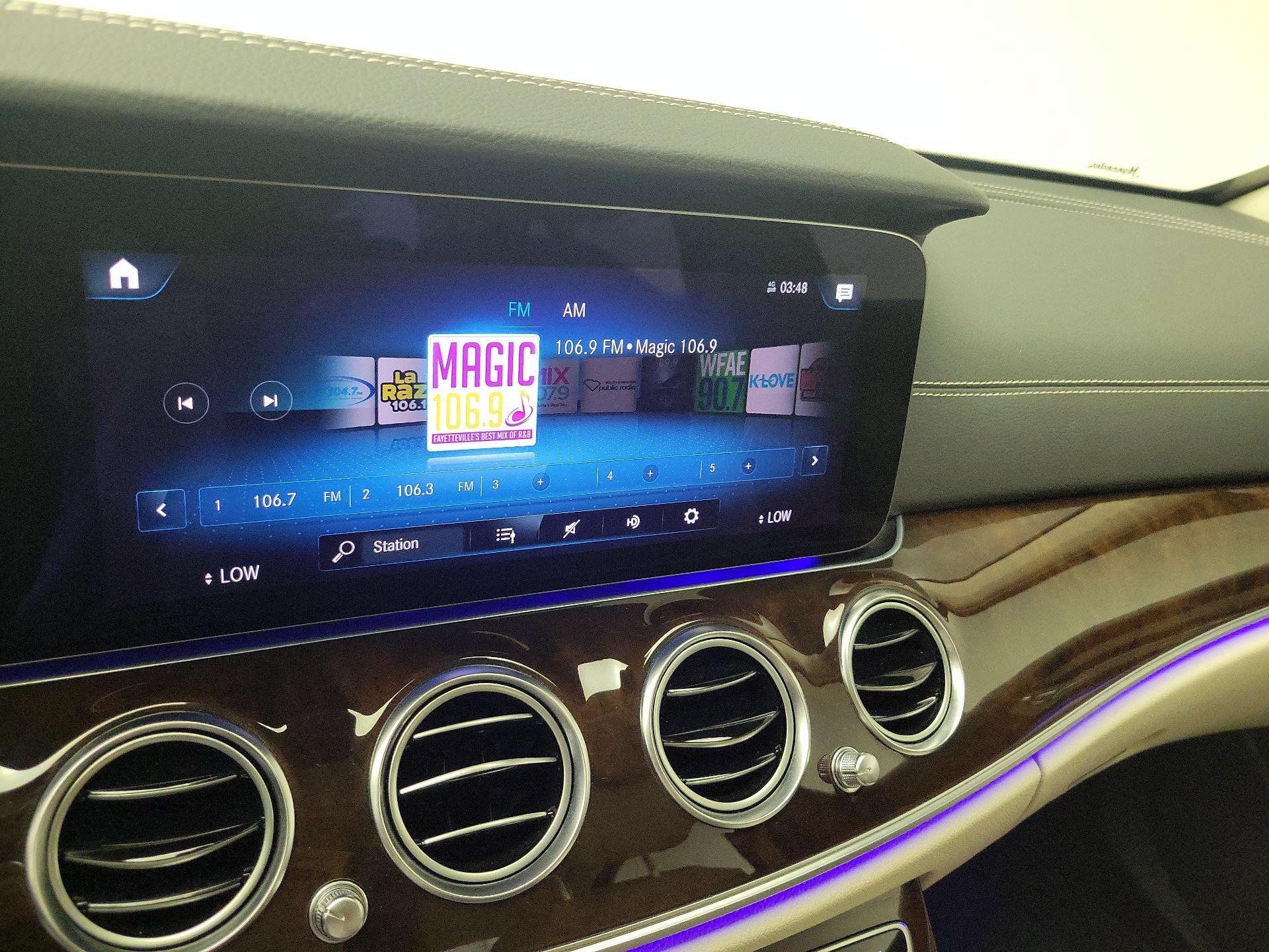 Thumbnail: 2021 Mercedes-Benz E-Class - 16