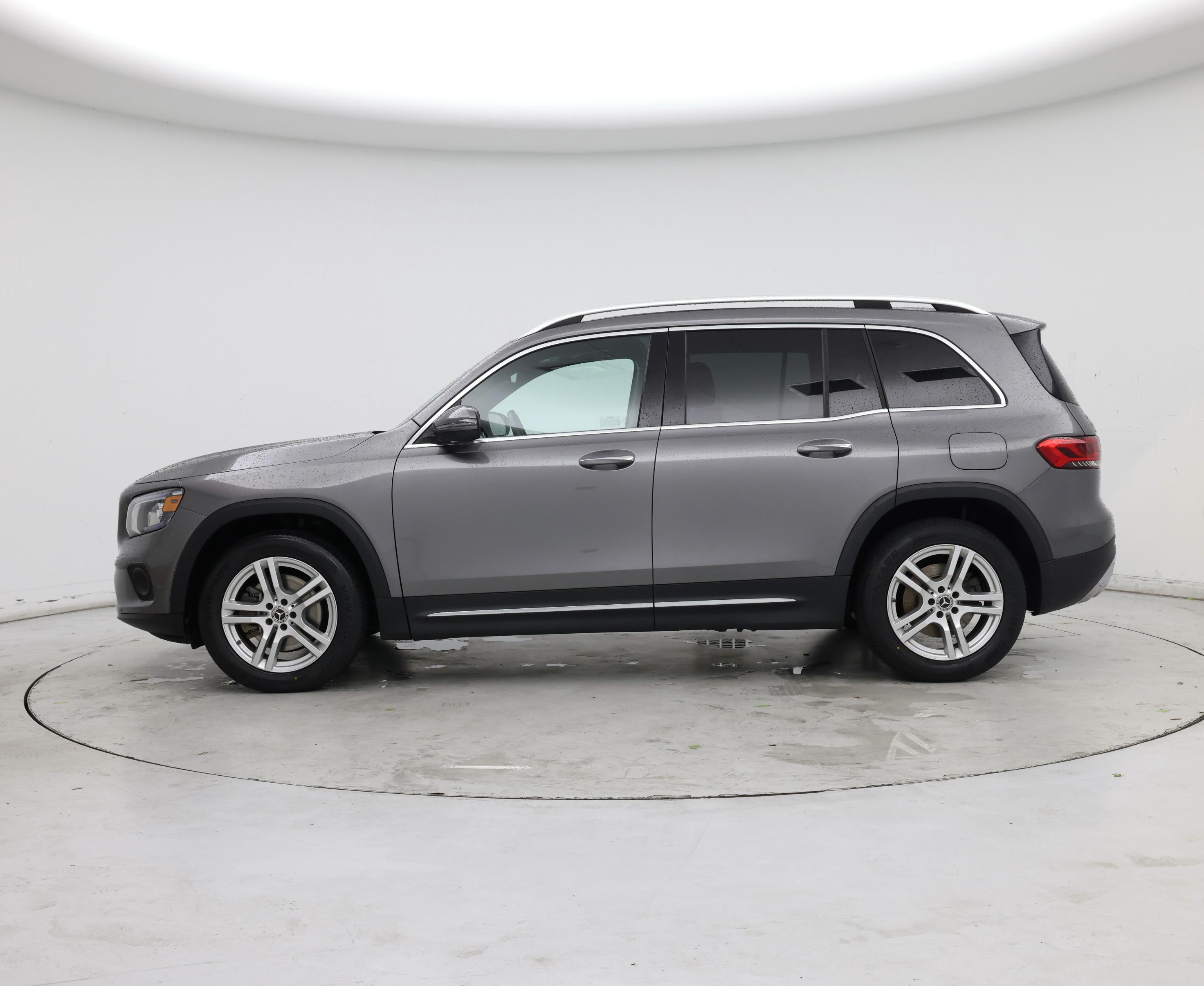 Thumbnail: 2021 Mercedes-Benz GLB - 3