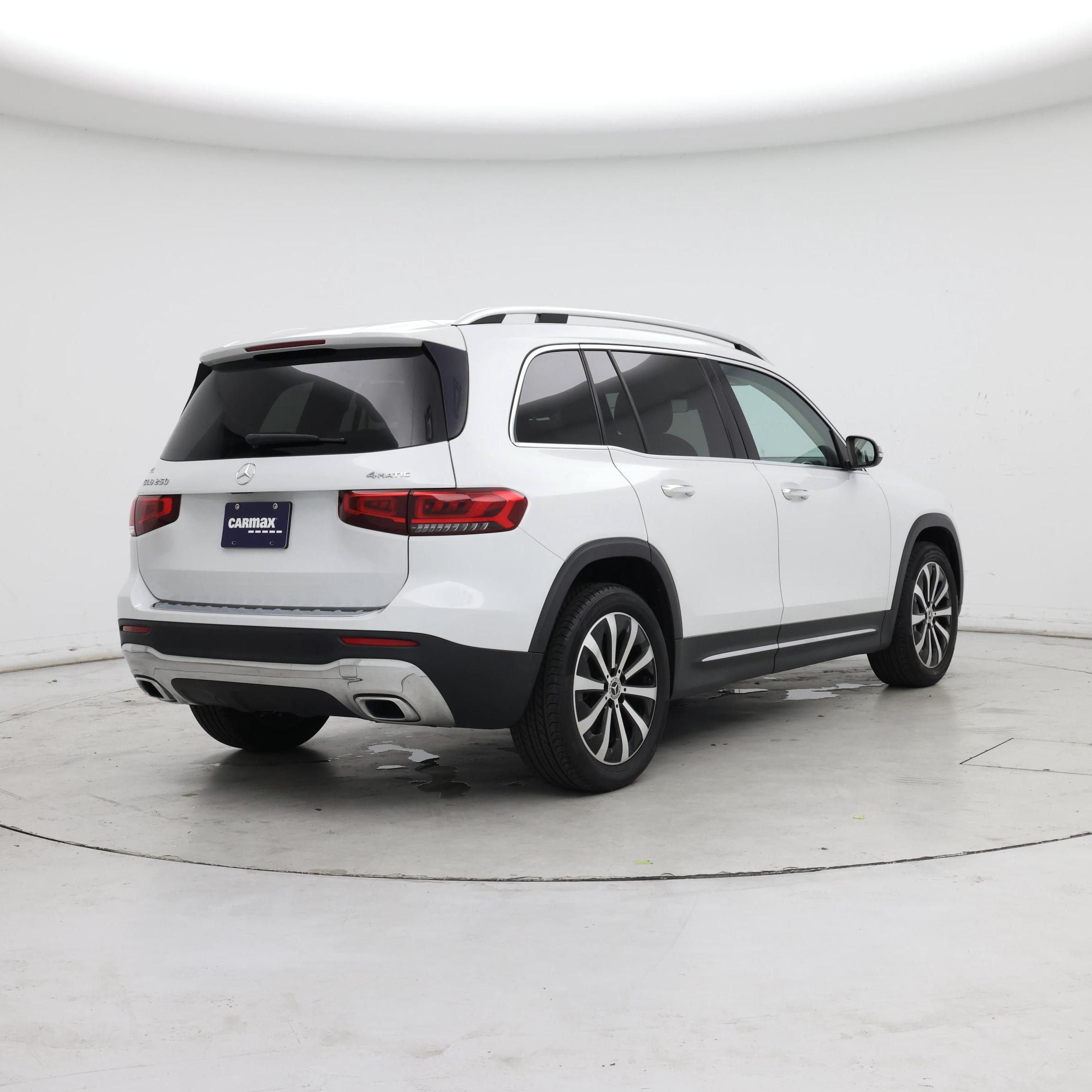 Thumbnail: 2021 Mercedes-Benz GLB - 8