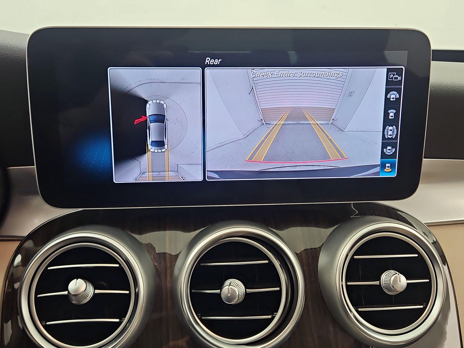 Thumbnail: 2021 Mercedes-Benz C-Class - 14