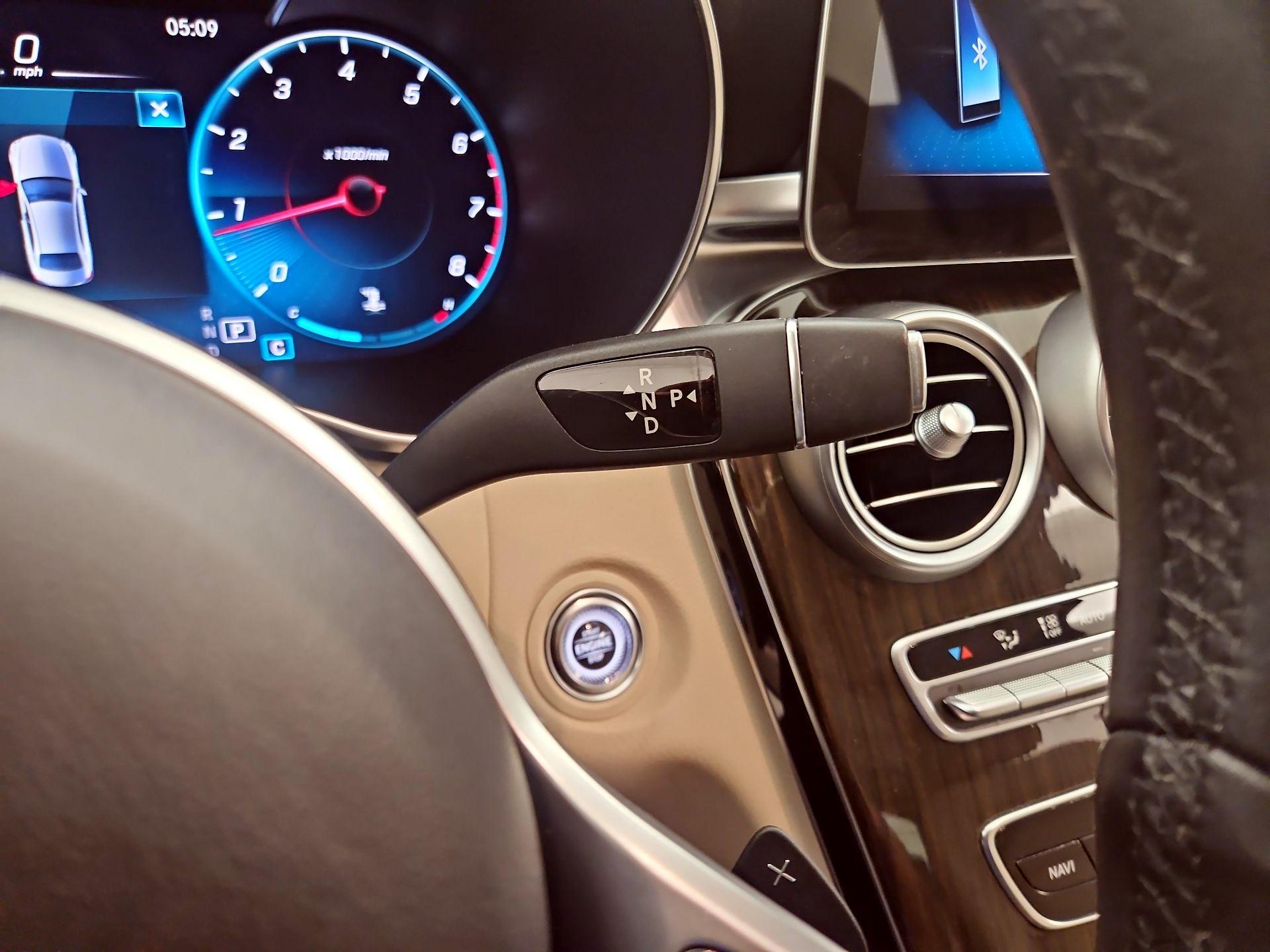 Thumbnail: 2021 Mercedes-Benz C-Class - 17