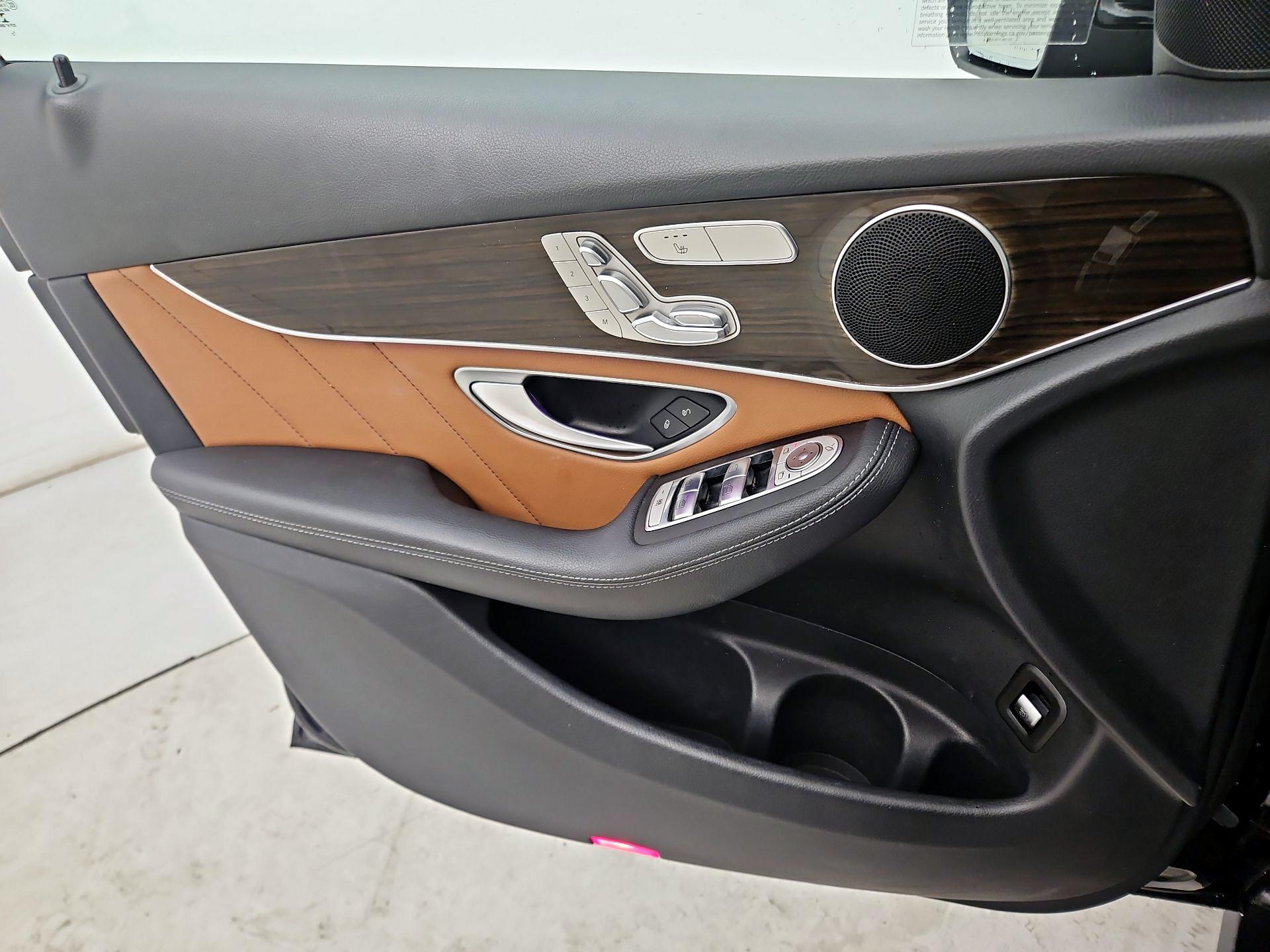 Thumbnail: 2021 Mercedes-Benz GLC - 12