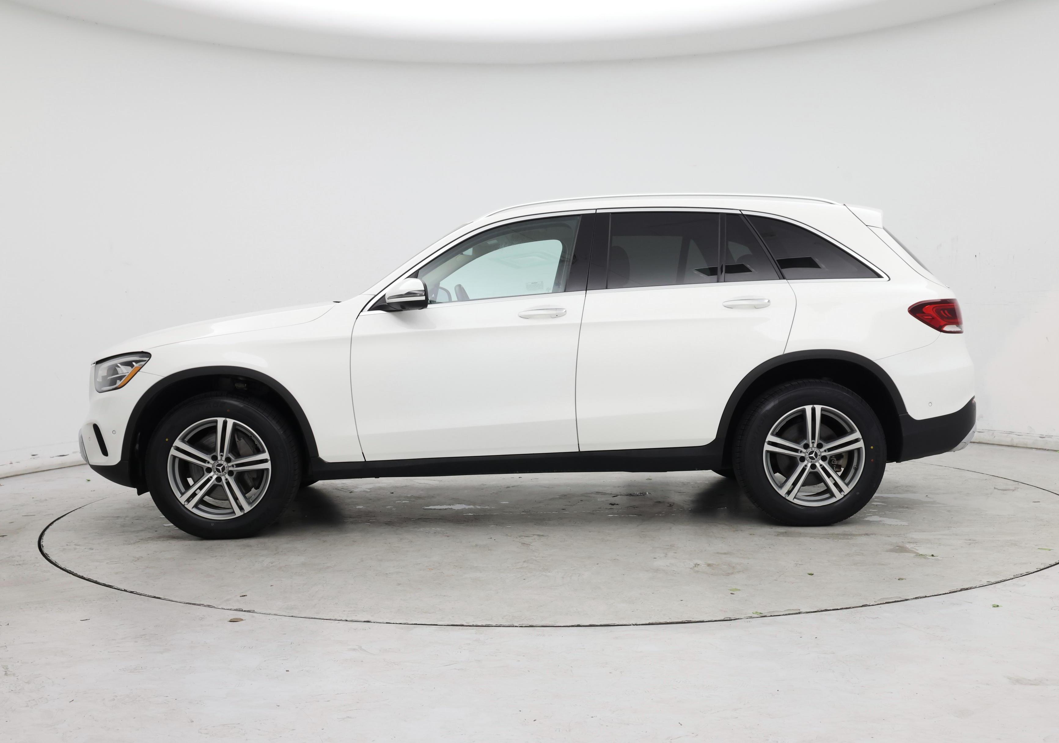 Thumbnail: 2022 Mercedes-Benz GLC - 3
