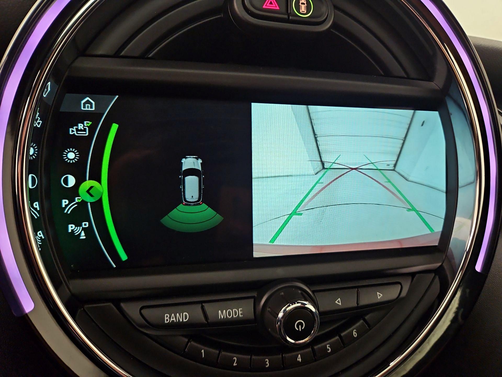 Thumbnail: 2019 MINI Cooper Hardtop - 14