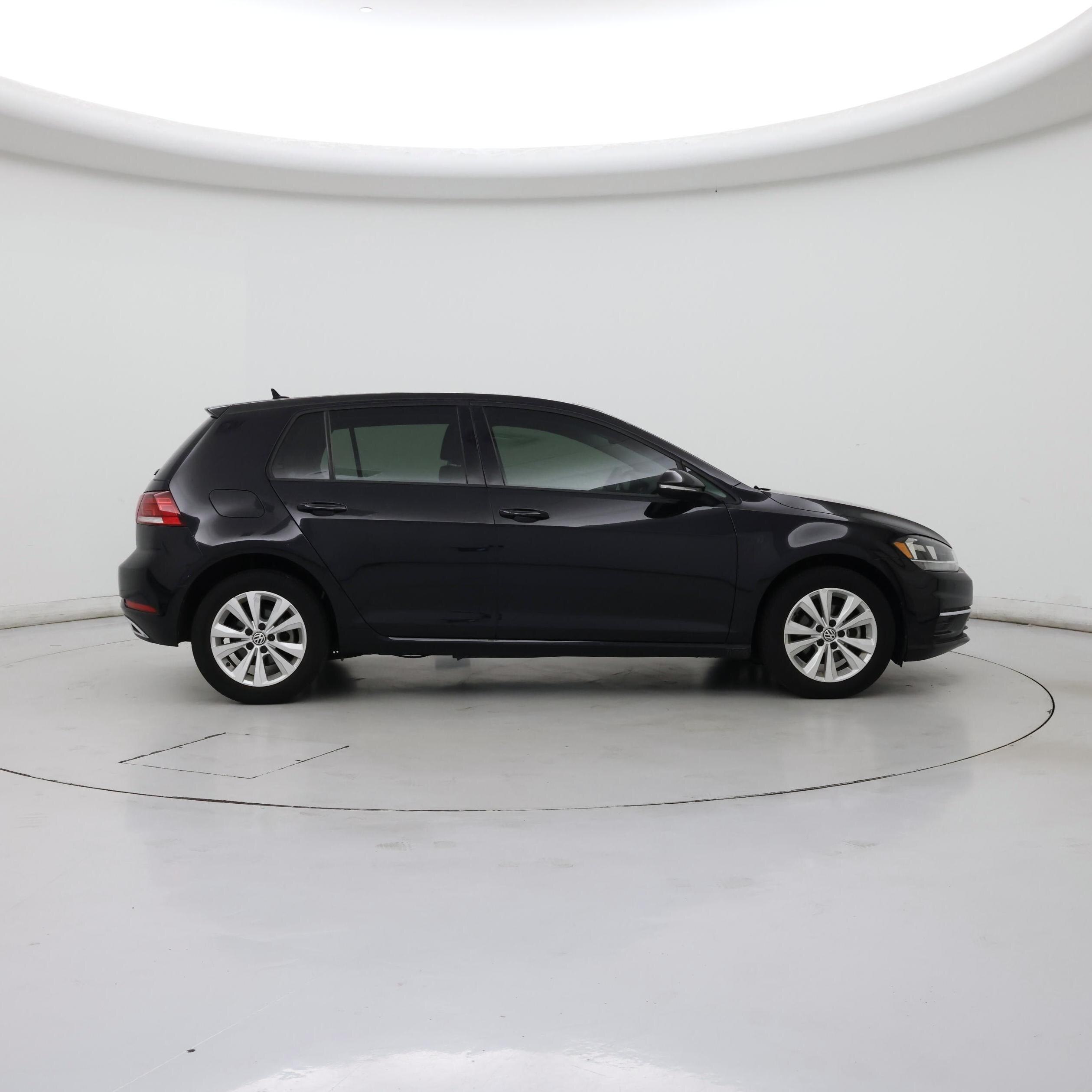 Thumbnail: 2020 Volkswagen Golf - 7