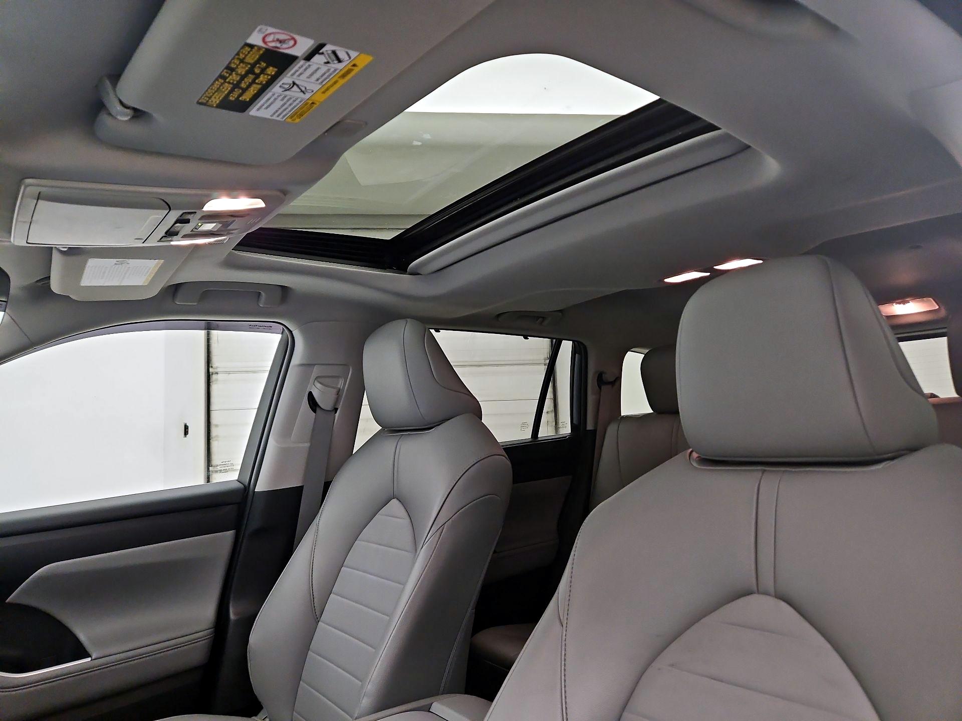 Thumbnail: 2023 Toyota Highlander - 19