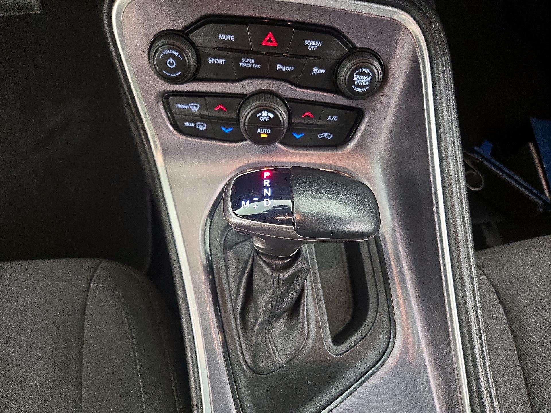 Thumbnail: 2020 Dodge Challenger - 18