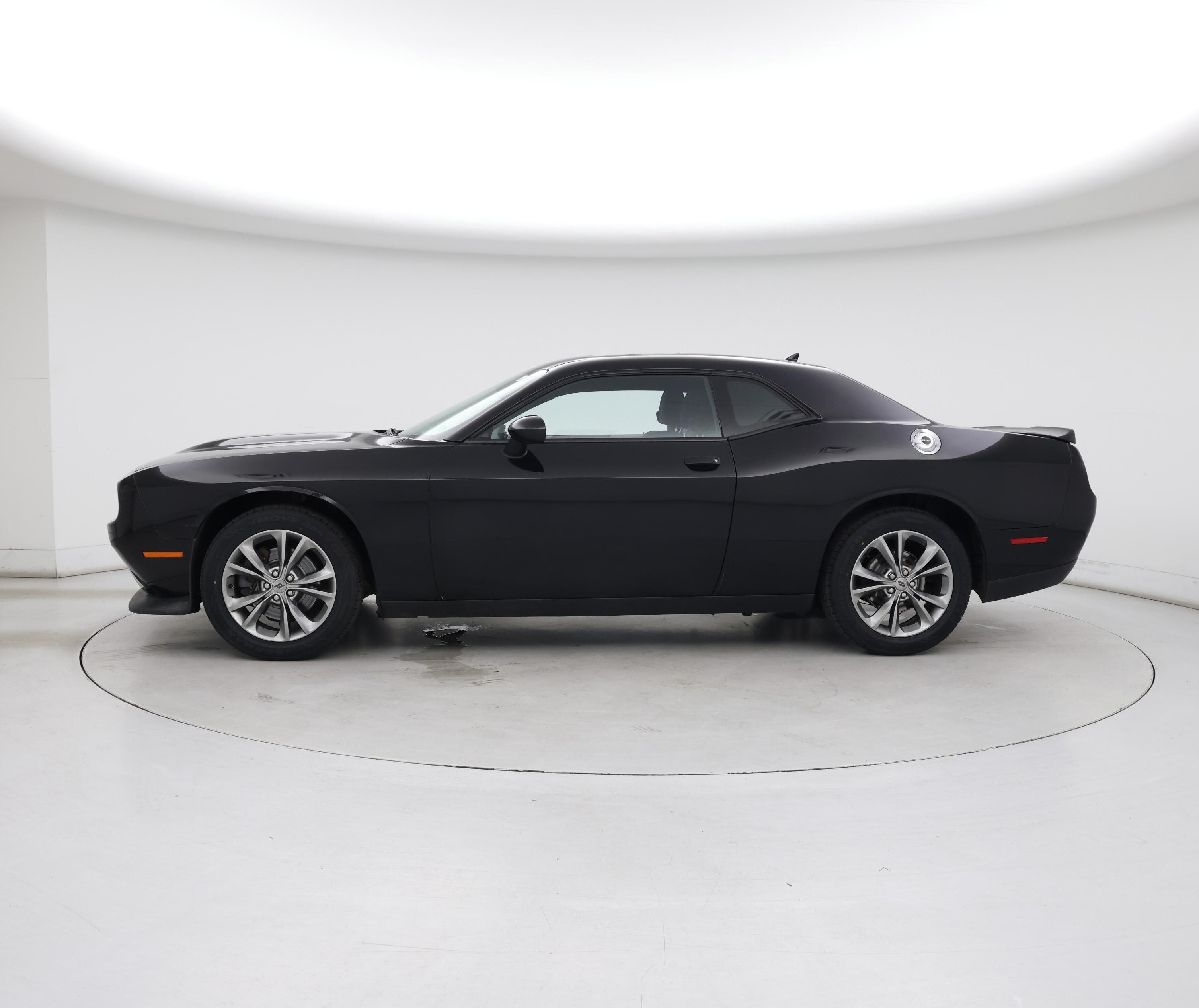 Thumbnail: 2020 Dodge Challenger - 3